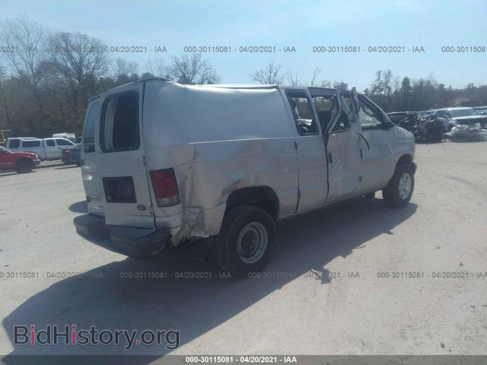 2006 FORD ECONOLINE CARGO VAN - VIN: 1FTNE24W96DA64637 - Photo 4