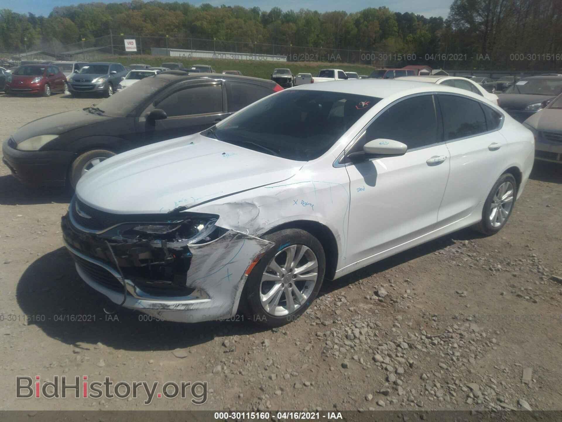 2016 CHRYSLER 200 - VIN: 1C3CCCAB7GN133698 - Фото 2