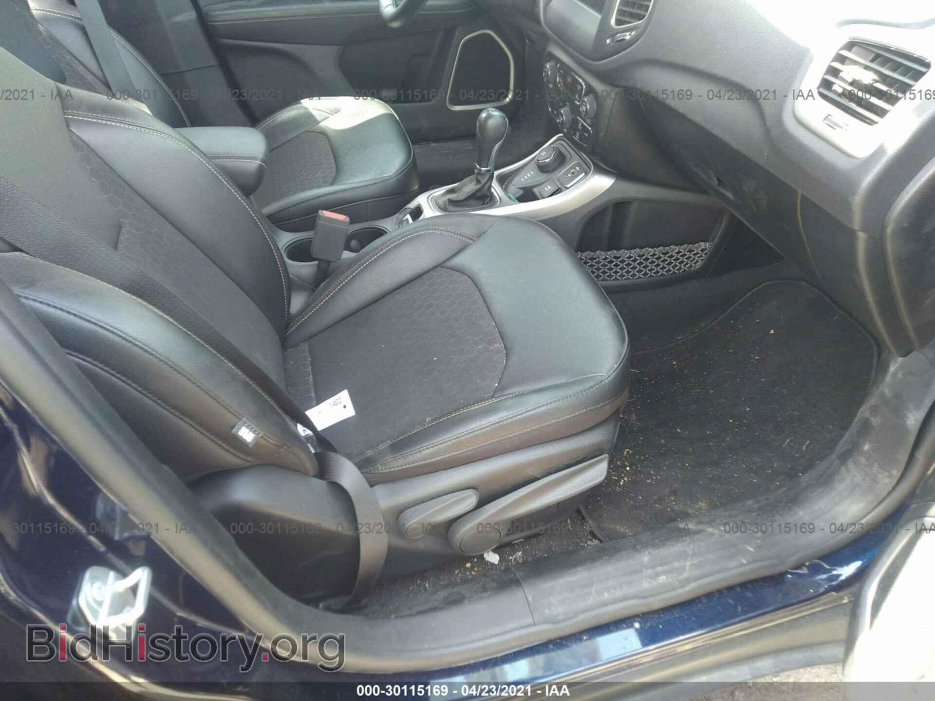 2020 JEEP COMPASS - VIN: 3C4NJDBB6LT258295 - Фото 5
