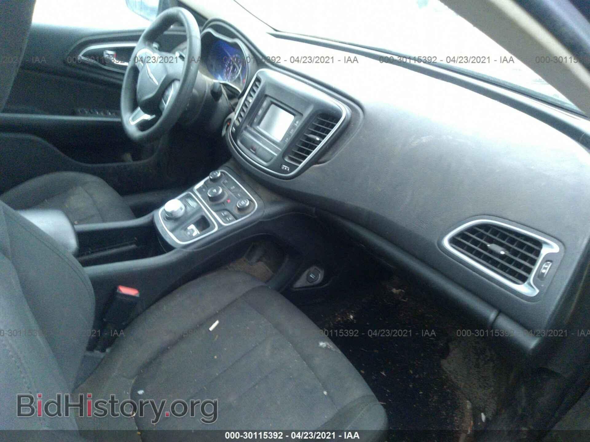 2016 CHRYSLER 200 - VIN: 1C3CCCAB2GN133432 - Photo 5