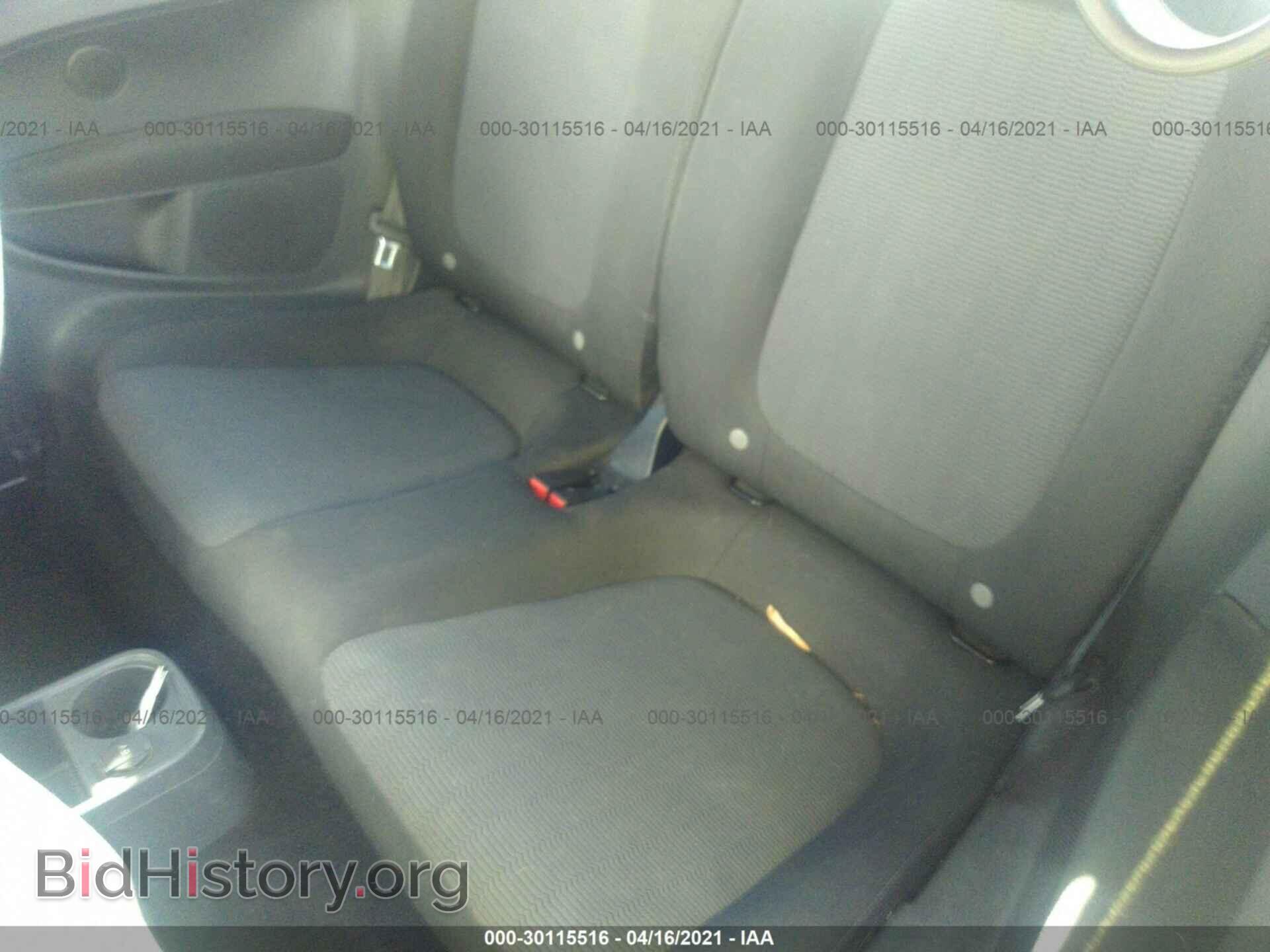 2012 VOLKSWAGEN BEETLE - VIN: 3VWFP7AT9CM647003 - Фото 8