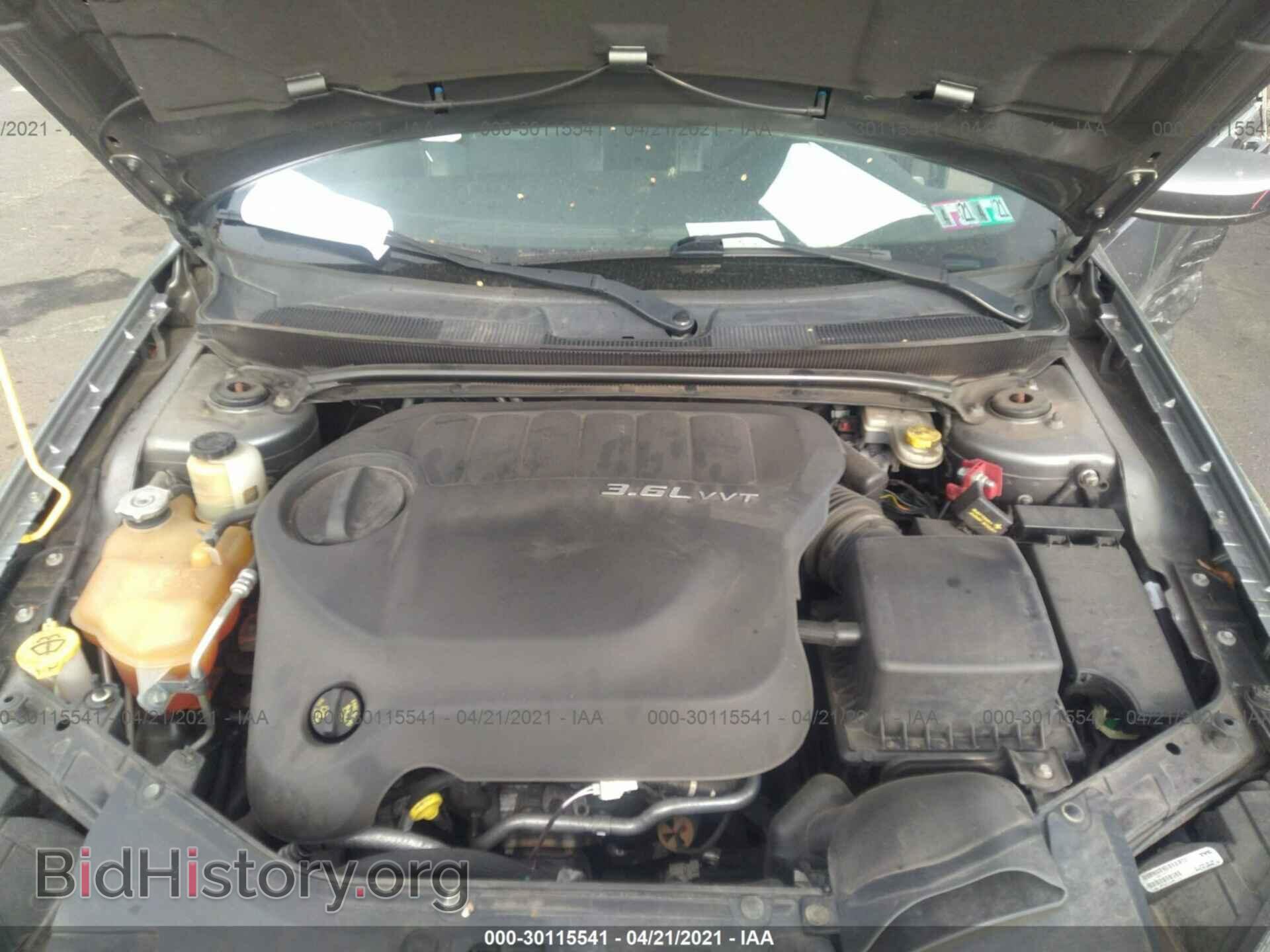 2011 CHRYSLER 200 - VIN: 1C3BC8FG5BN601174 - Фото 10