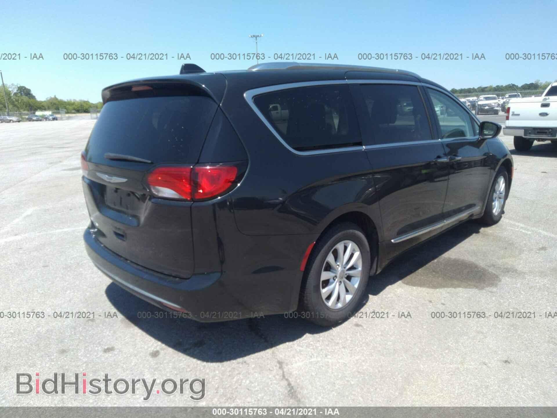 2018 CHRYSLER PACIFICA - VIN: 2C4RC1BG9JR141977 - Фото 4