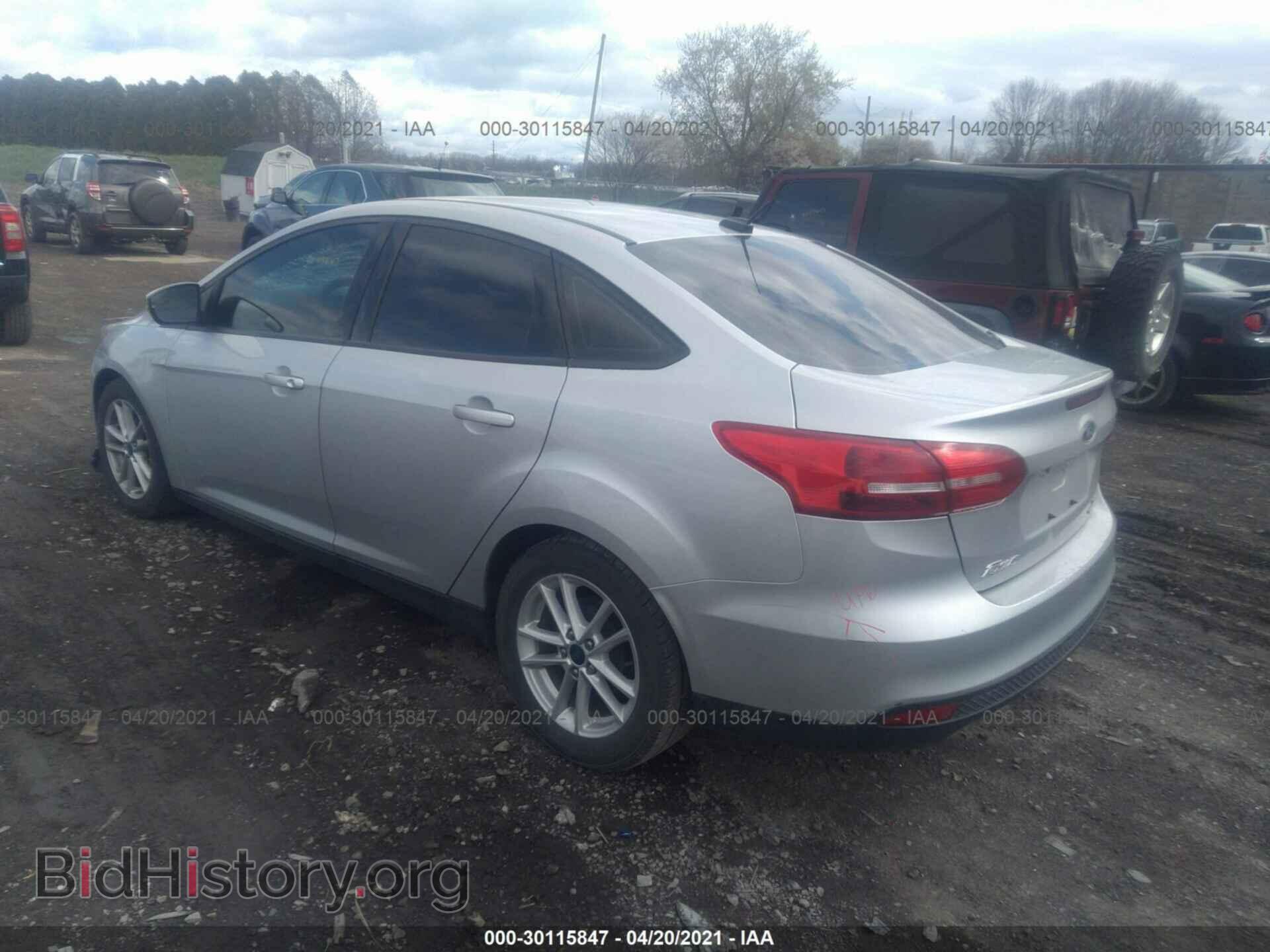 2016 FORD FOCUS - VIN: 1FADP3F26GL319893 - Фото 3