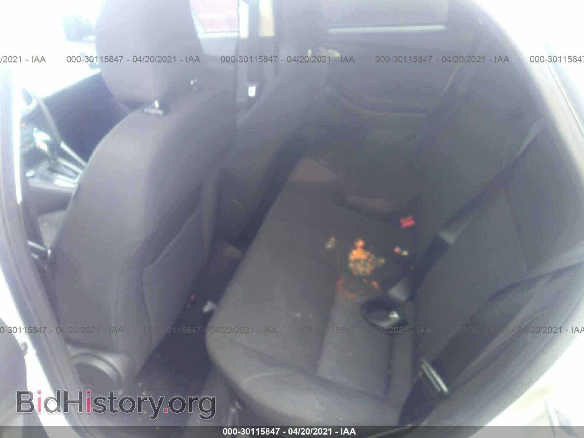 2016 FORD FOCUS - VIN: 1FADP3F26GL319893 - Фото 8
