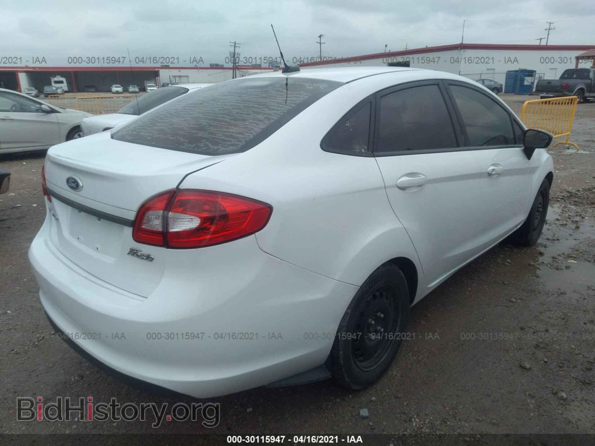 2011 FORD FIESTA - VIN: 3FADP4AJ8BM127743 - Фото 4