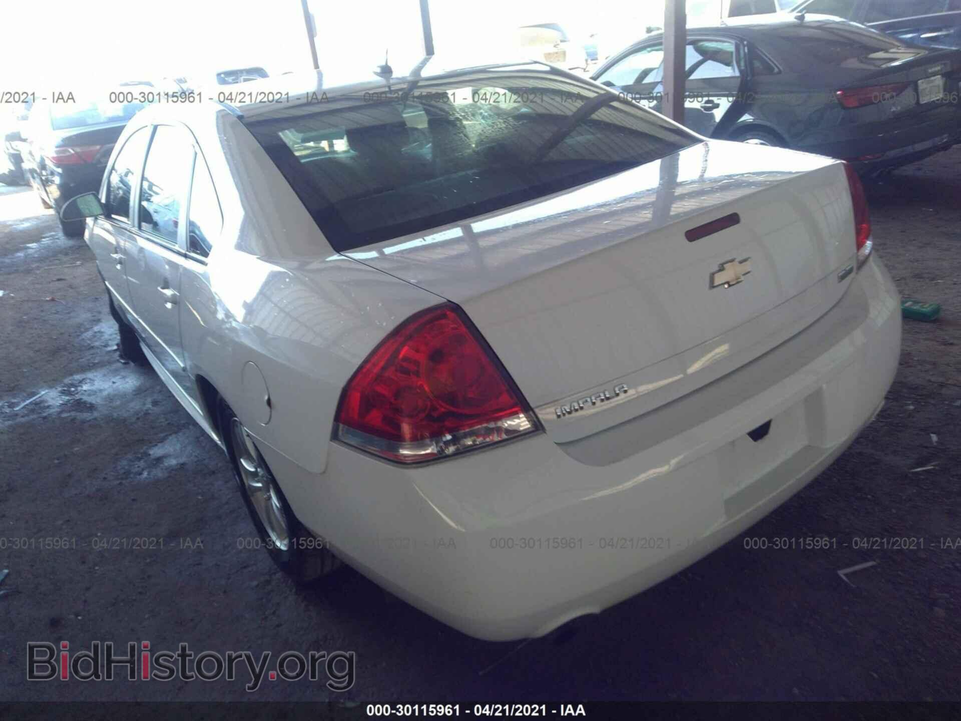 2012 CHEVROLET IMPALA - VIN: 2G1WF5E39C1241811 - Фото 3