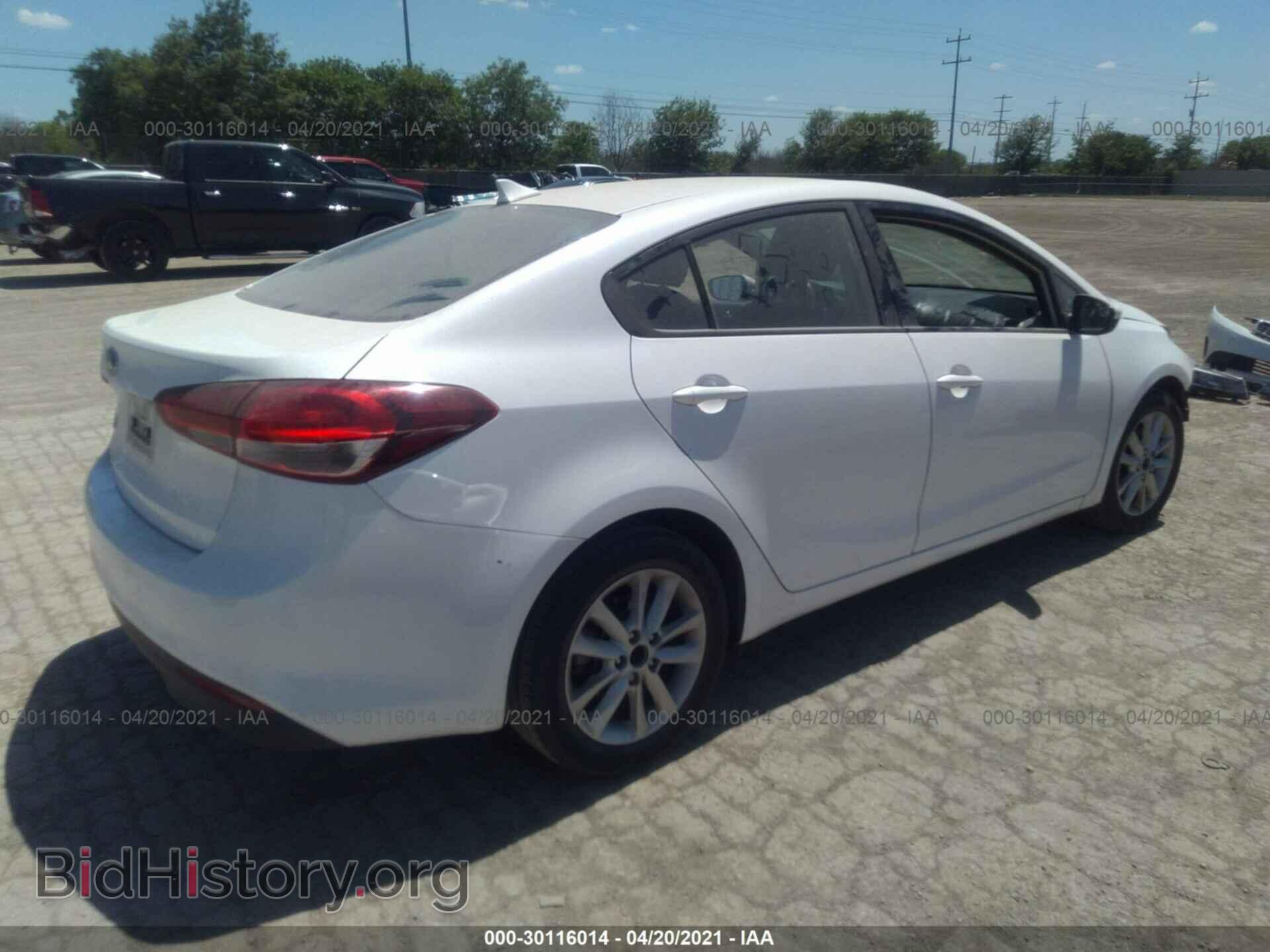 2017 KIA FORTE - VIN: 3KPFL4A76HE015948 - Фото 4