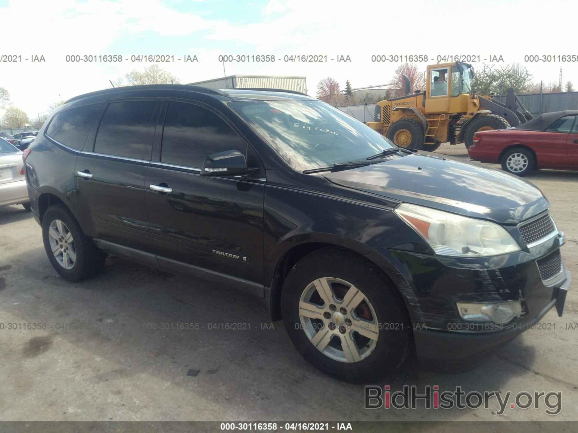 Photo 1GNEV23DX9S159067 - CHEVROLET TRAVERSE 2009