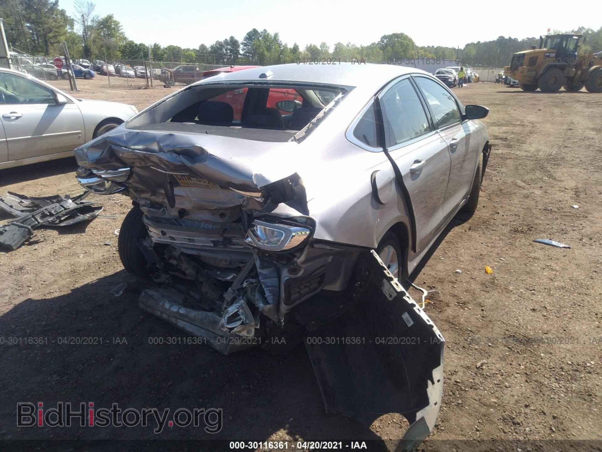 2015 CHRYSLER 200 - VIN: 1C3CCCAB0FN687163 - Фото 4