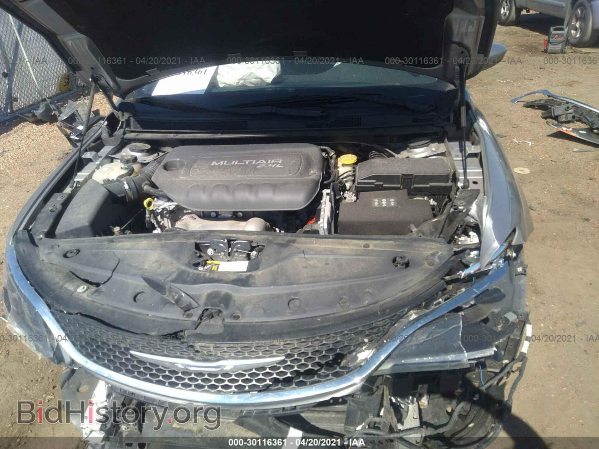 2015 CHRYSLER 200 - VIN: 1C3CCCAB0FN687163 - Фото 10