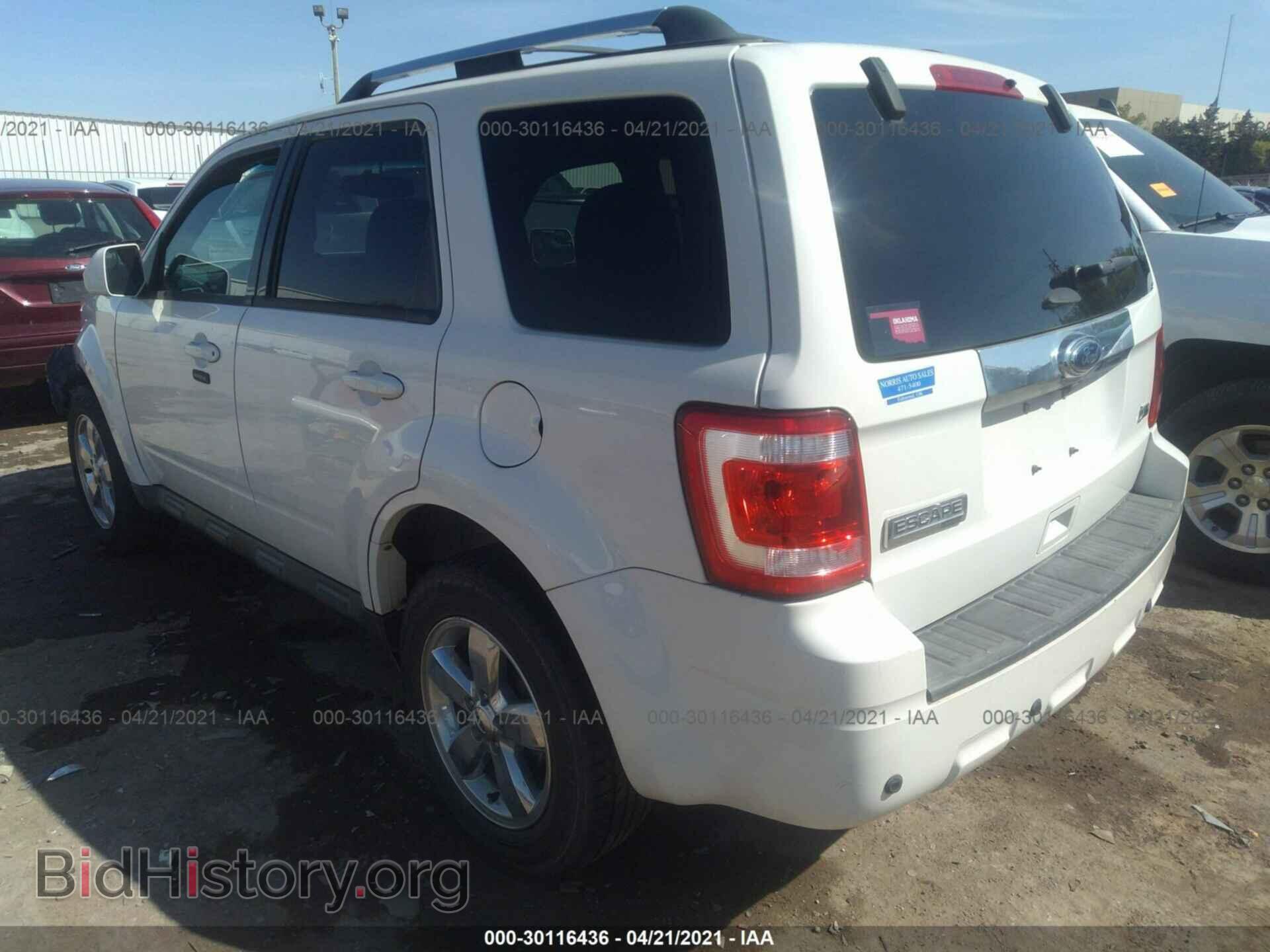2011 FORD ESCAPE - VIN: 1FMCU0EGXBKB97592 - Фото 3