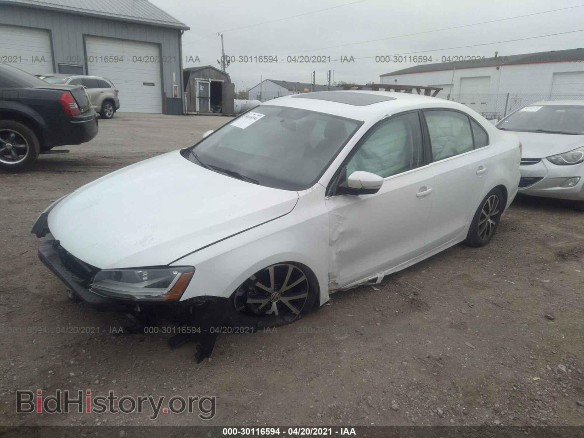 2017 VOLKSWAGEN JETTA - VIN: 3VWDB7AJ0HM403364 - Фото 2
