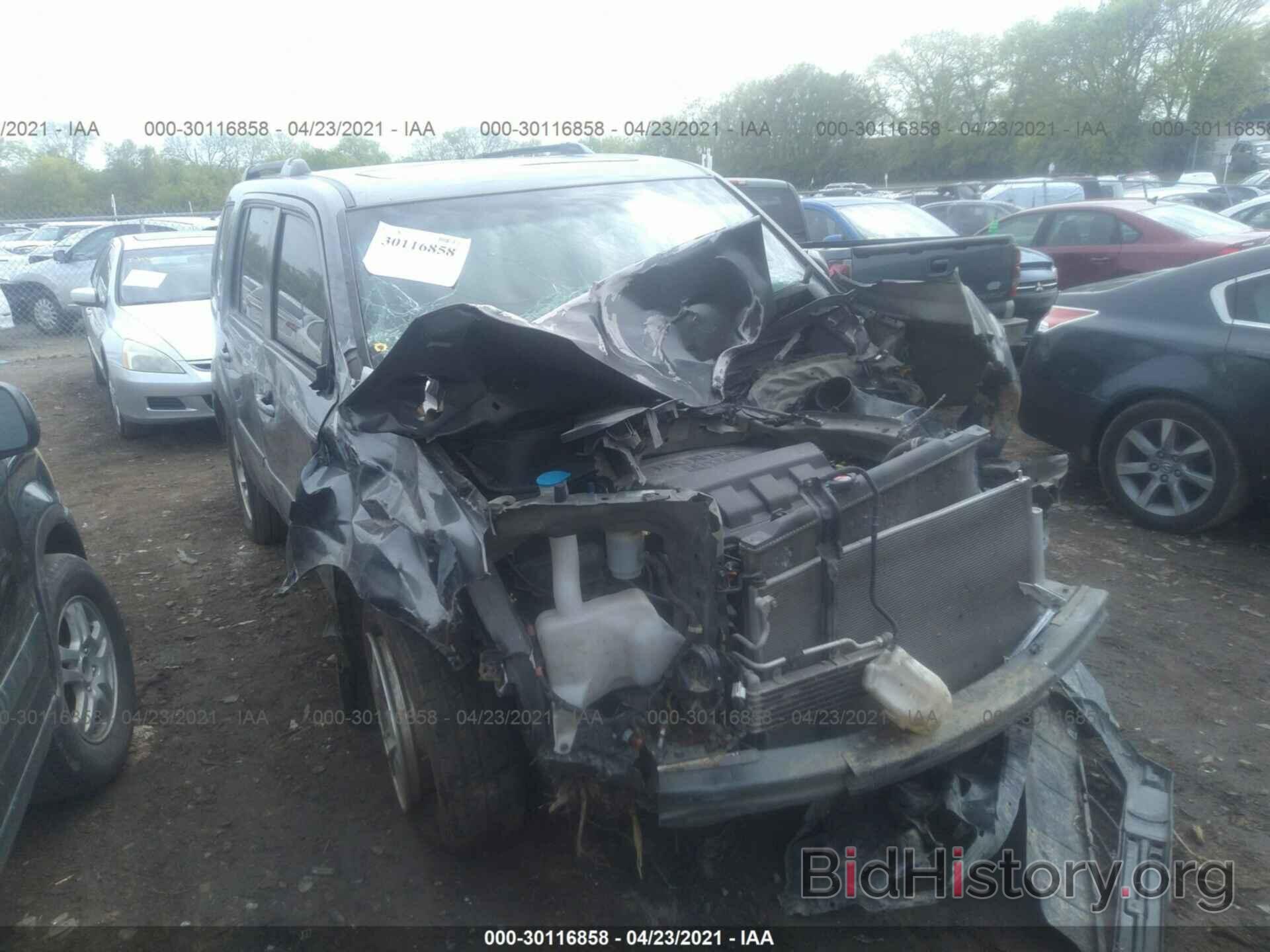 Photo 5FNYF3H51BB011757 - HONDA PILOT 2011