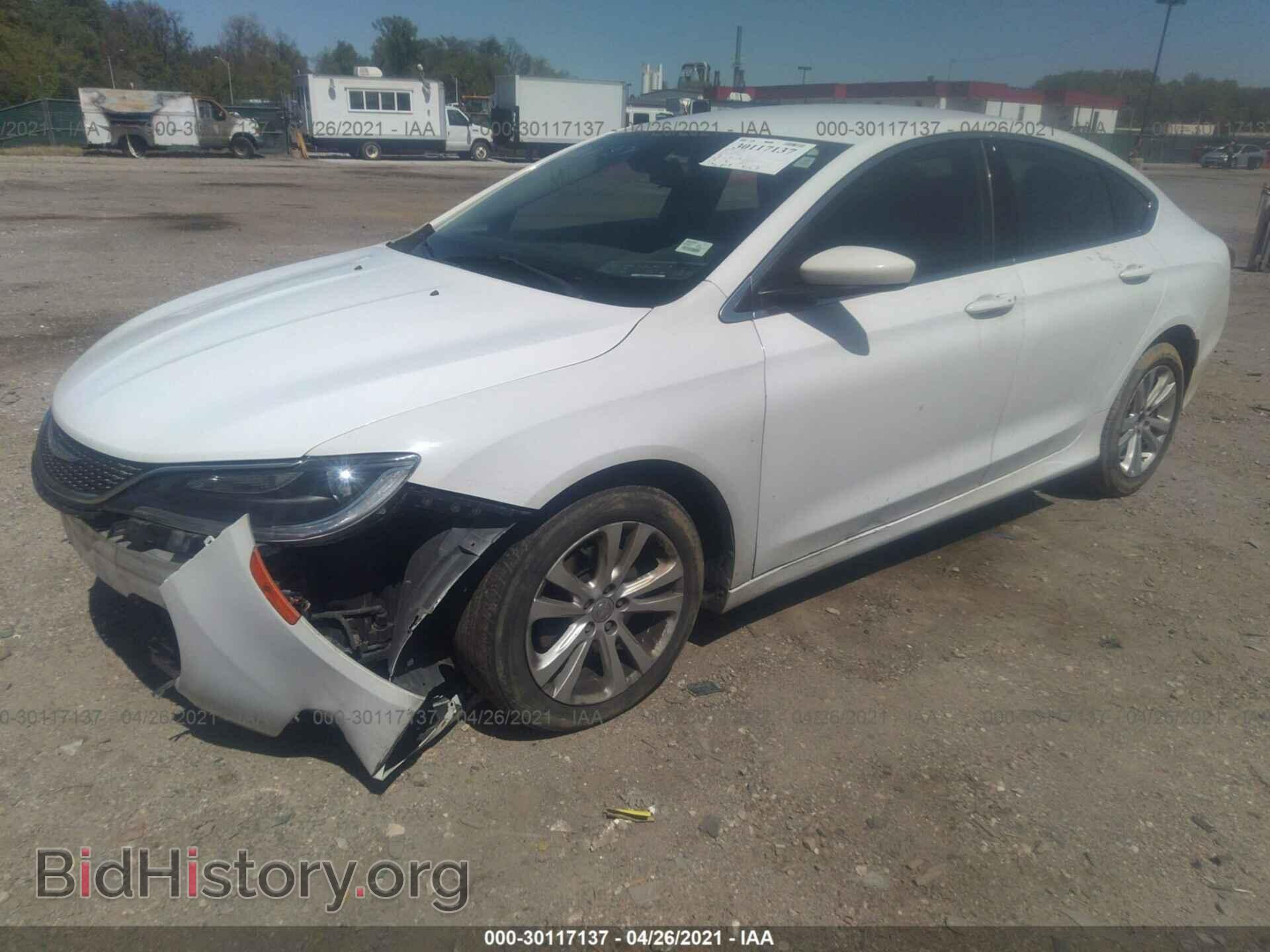 2015 CHRYSLER 200 - VIN: 1C3CCCAB6FN599038 - Фото 2