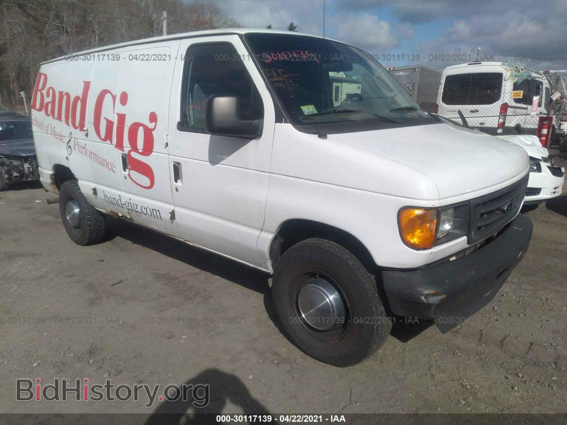 Photo 1FTNE24W26HA33755 - FORD ECONOLINE CARGO VAN 2006