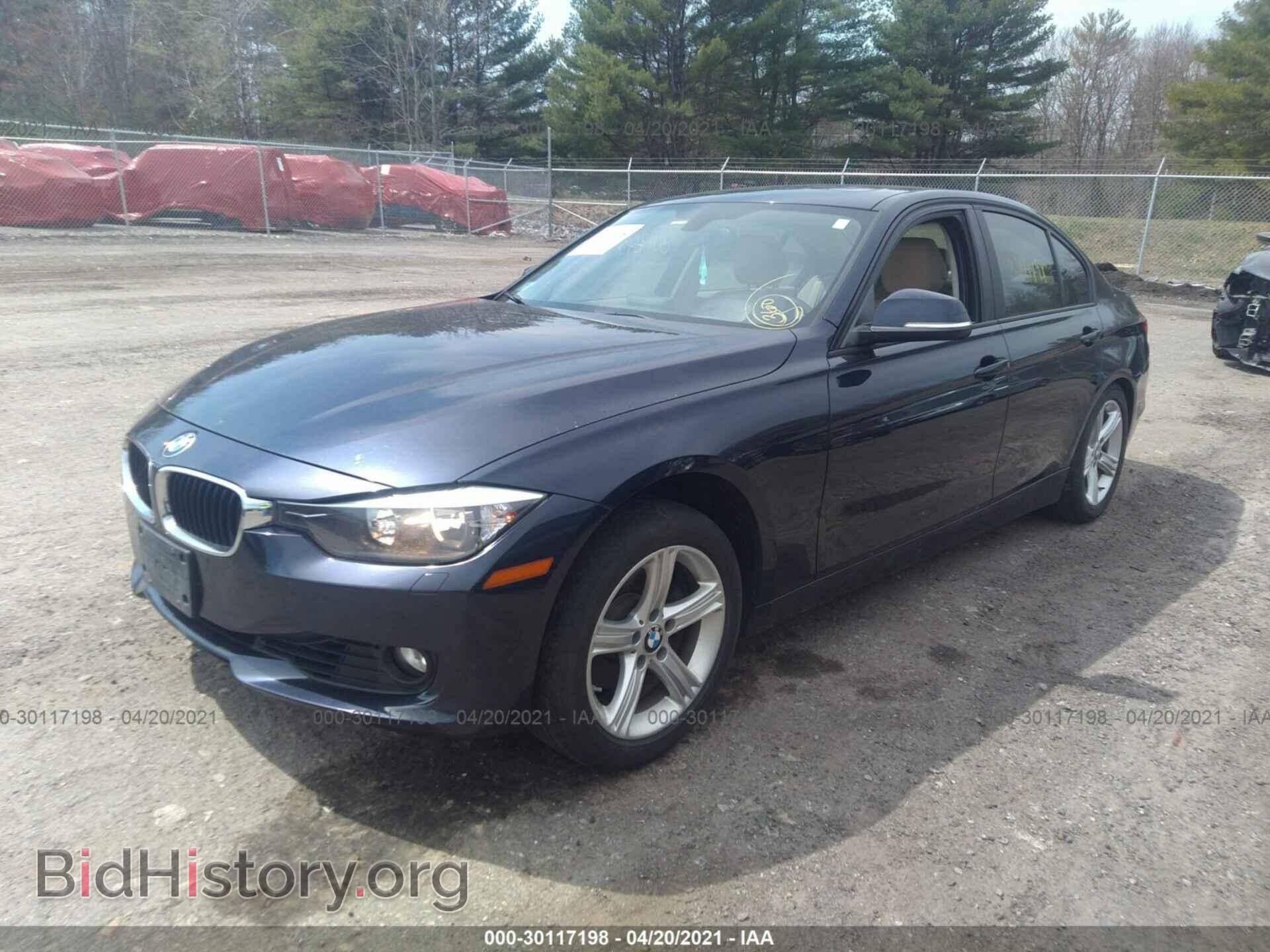 2013 BMW 3 SERIES - VIN: WBA3B5C53DF595387 - Photo 2