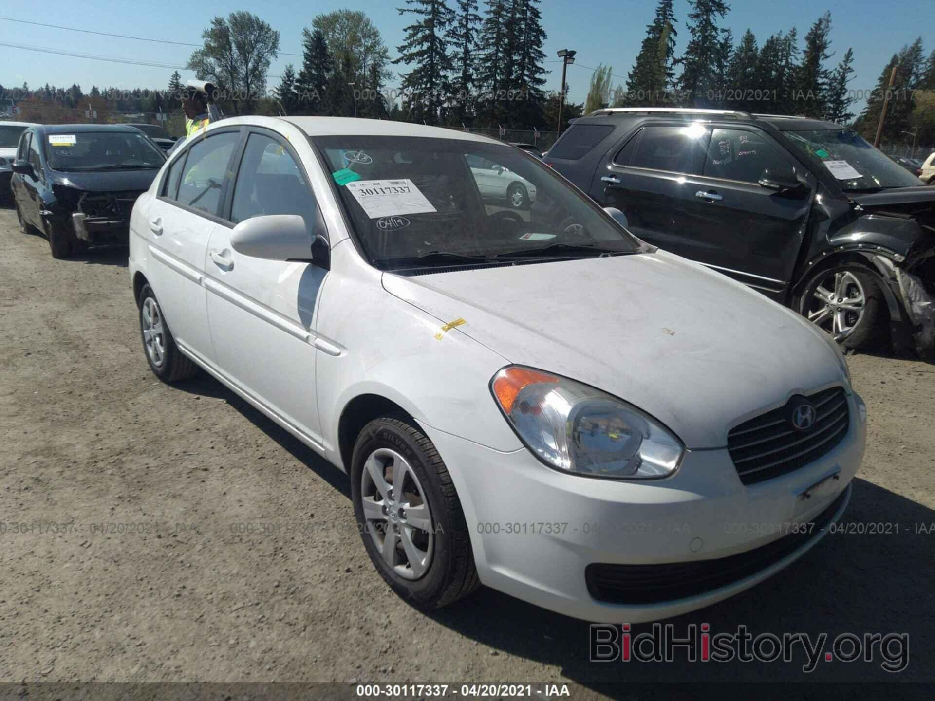 Photo KMHCN46CX9U332374 - HYUNDAI ACCENT 2009