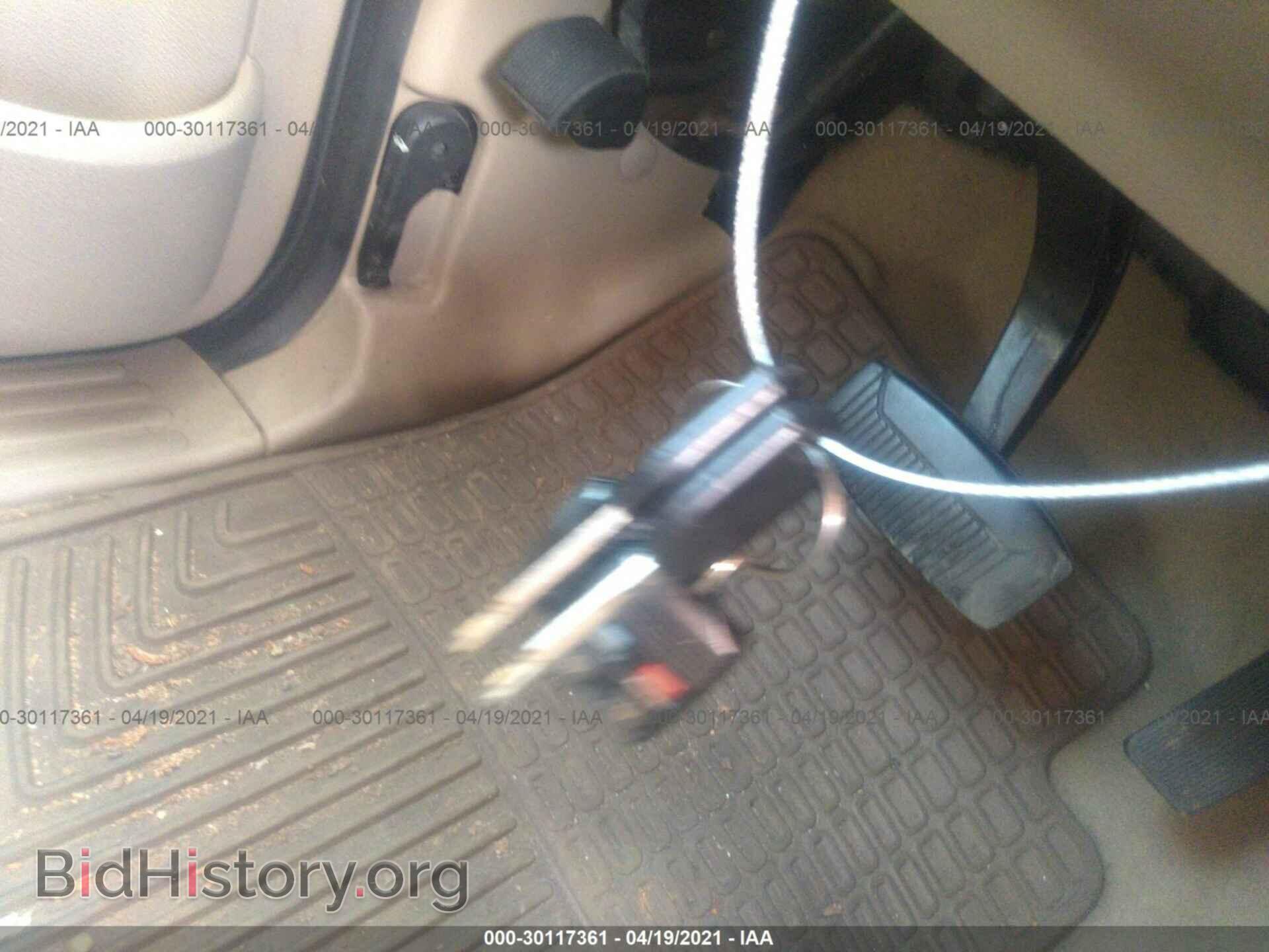 2008 FORD EXPLORER - VIN: 1FMEU64888UB36129 - Фото 11