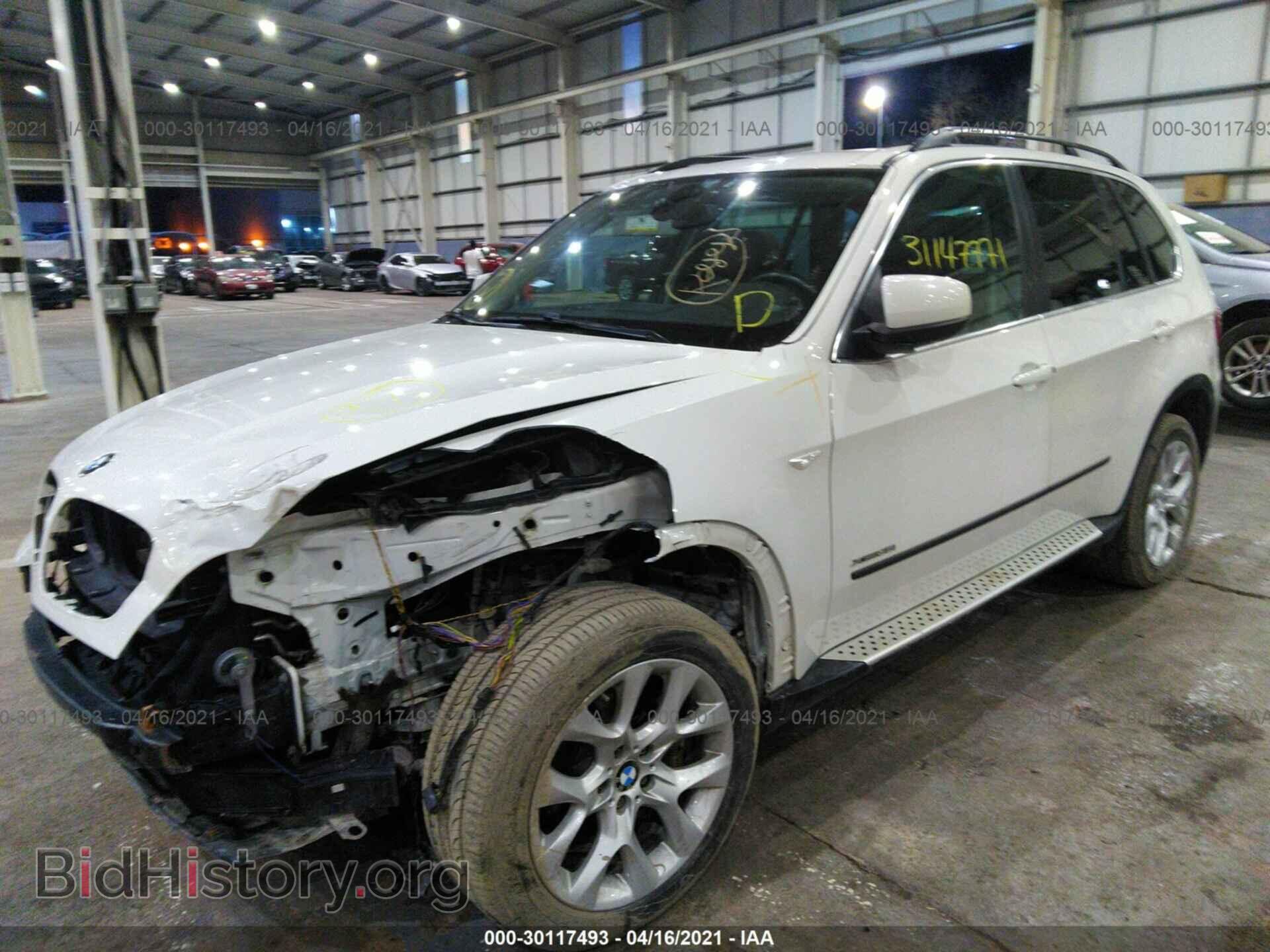2013 BMW X5 - VIN: 5UXZV4C52D0E01709 - Фото 2