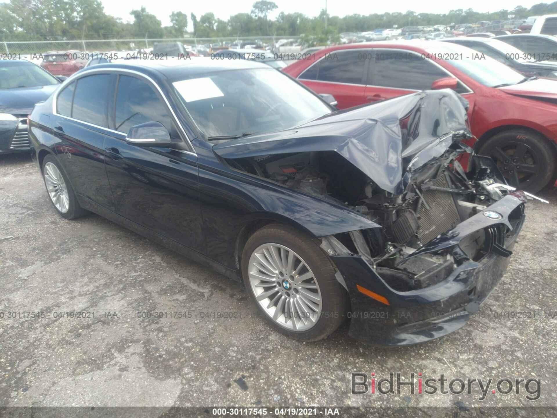 Photo WBA3A5C56CFJ88729 - BMW 3 SERIES 2012