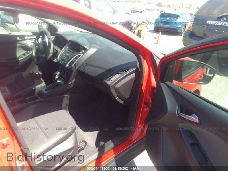 2012 Ford FOCUS (VIN 1FAHP3K21CL189667) — фото 5 из 10