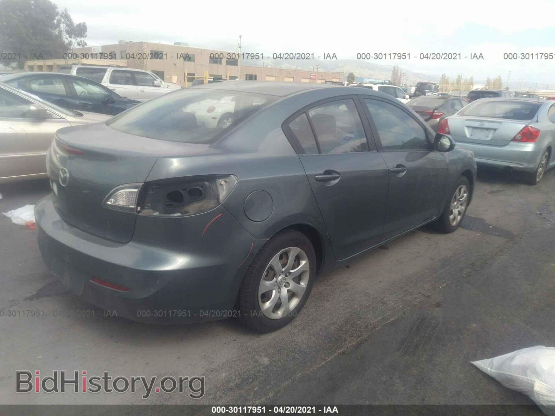 2012 MAZDA MAZDA3 - VIN: JM1BL1UG2C1559562 - Фото 4