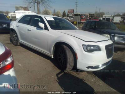 2017 Chrysler 300 300s, белый — VIN 2C3CCAGG4HH585822, IAAI