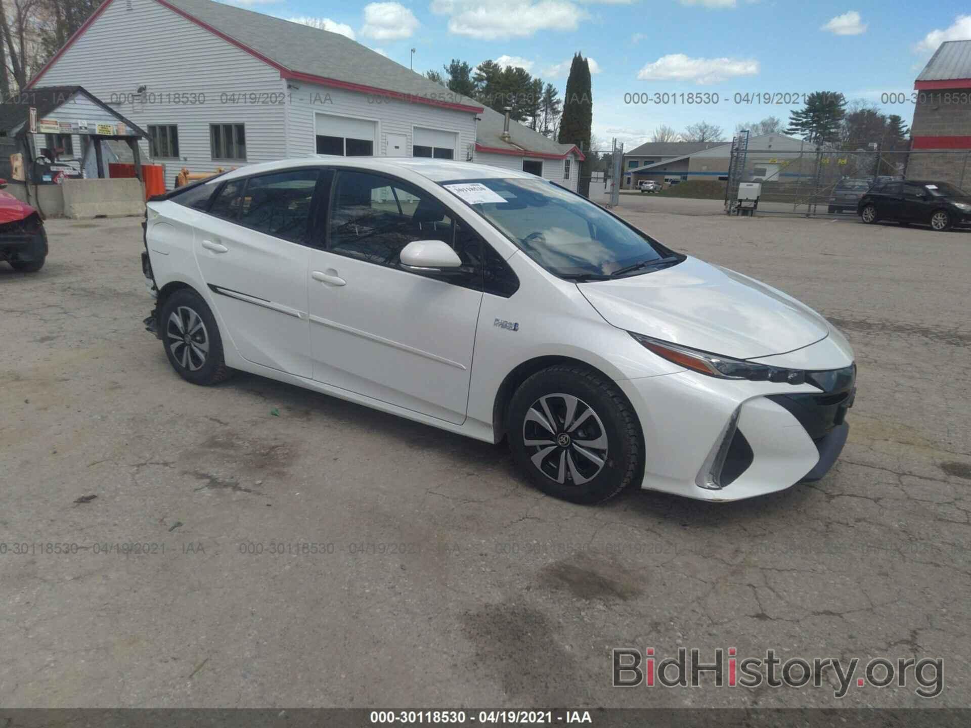 Photo JTDKARFP5H3060266 - TOYOTA PRIUS PRIME 2017