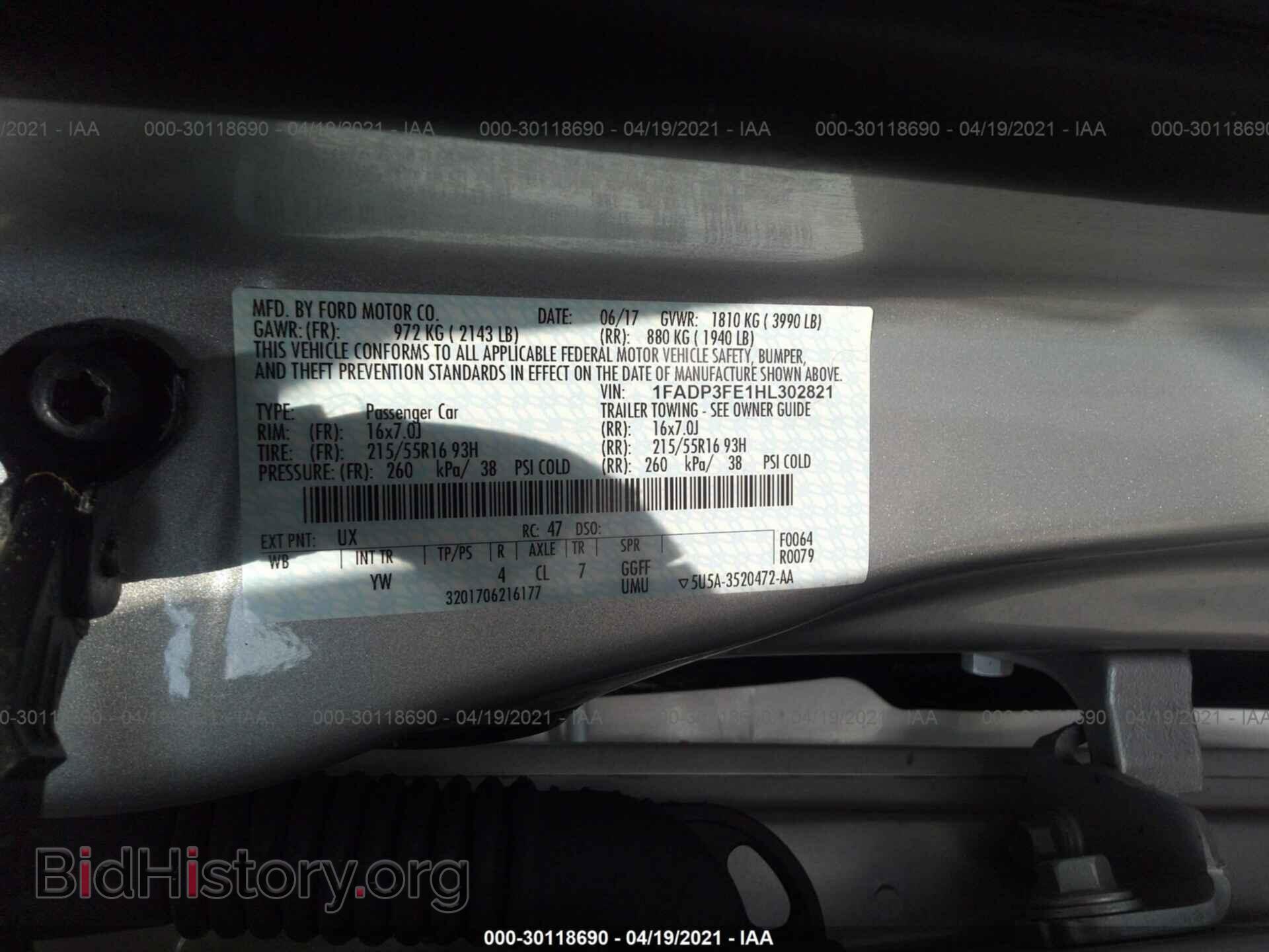 2017 FORD FOCUS - VIN: 1FADP3FE1HL302821 - Photo 9