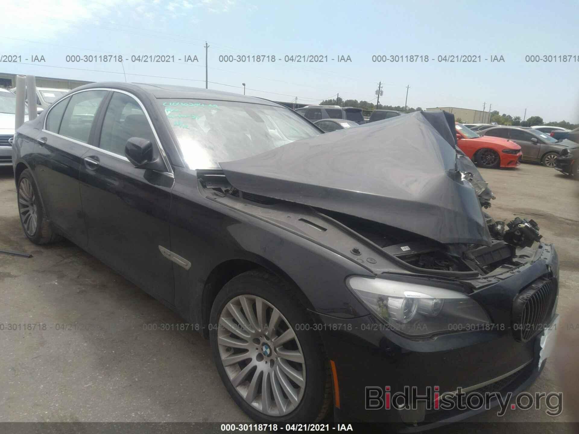 Photo WBAKC6C58CC397175 - BMW 7 SERIES 2012