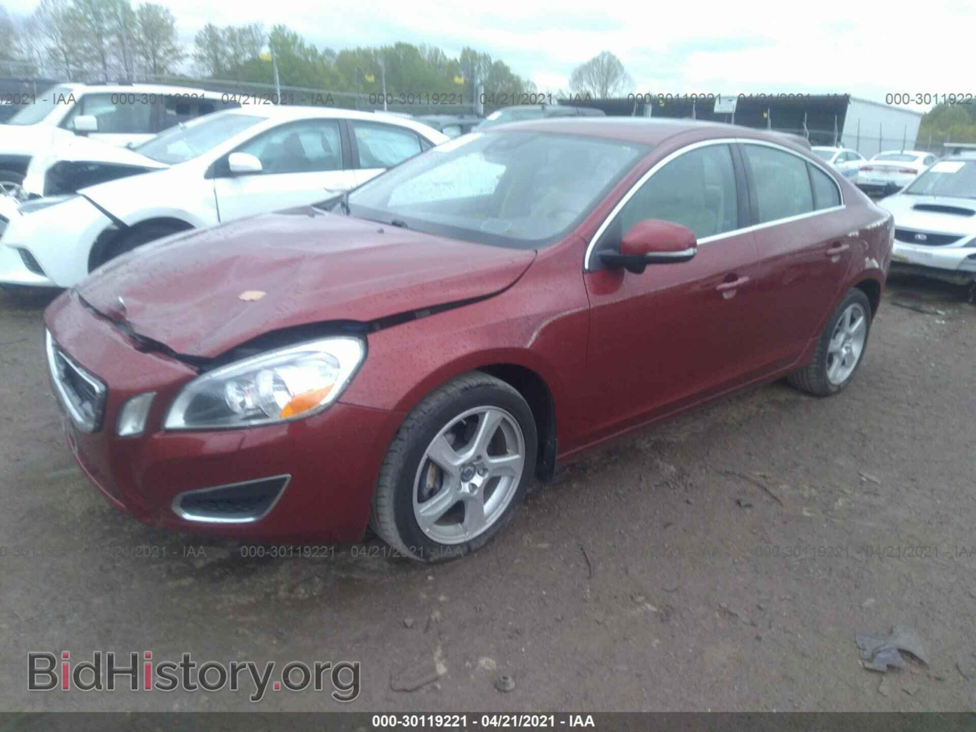 2012 VOLVO S60 - VIN: YV1622FS7C2107977 - Фото 2