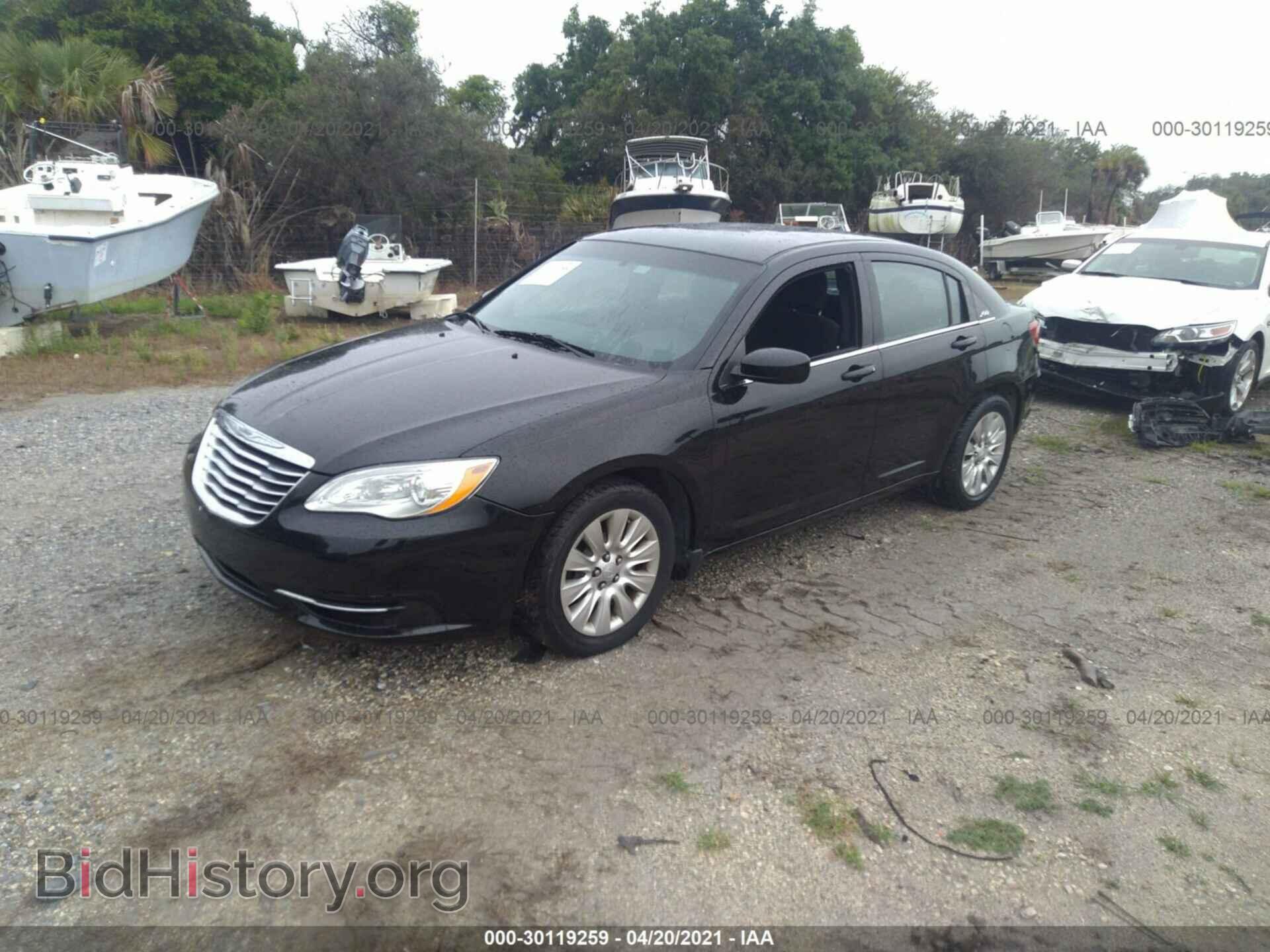 2012 CHRYSLER 200 - VIN: 1C3CCBABXCN169132 - Фото 2