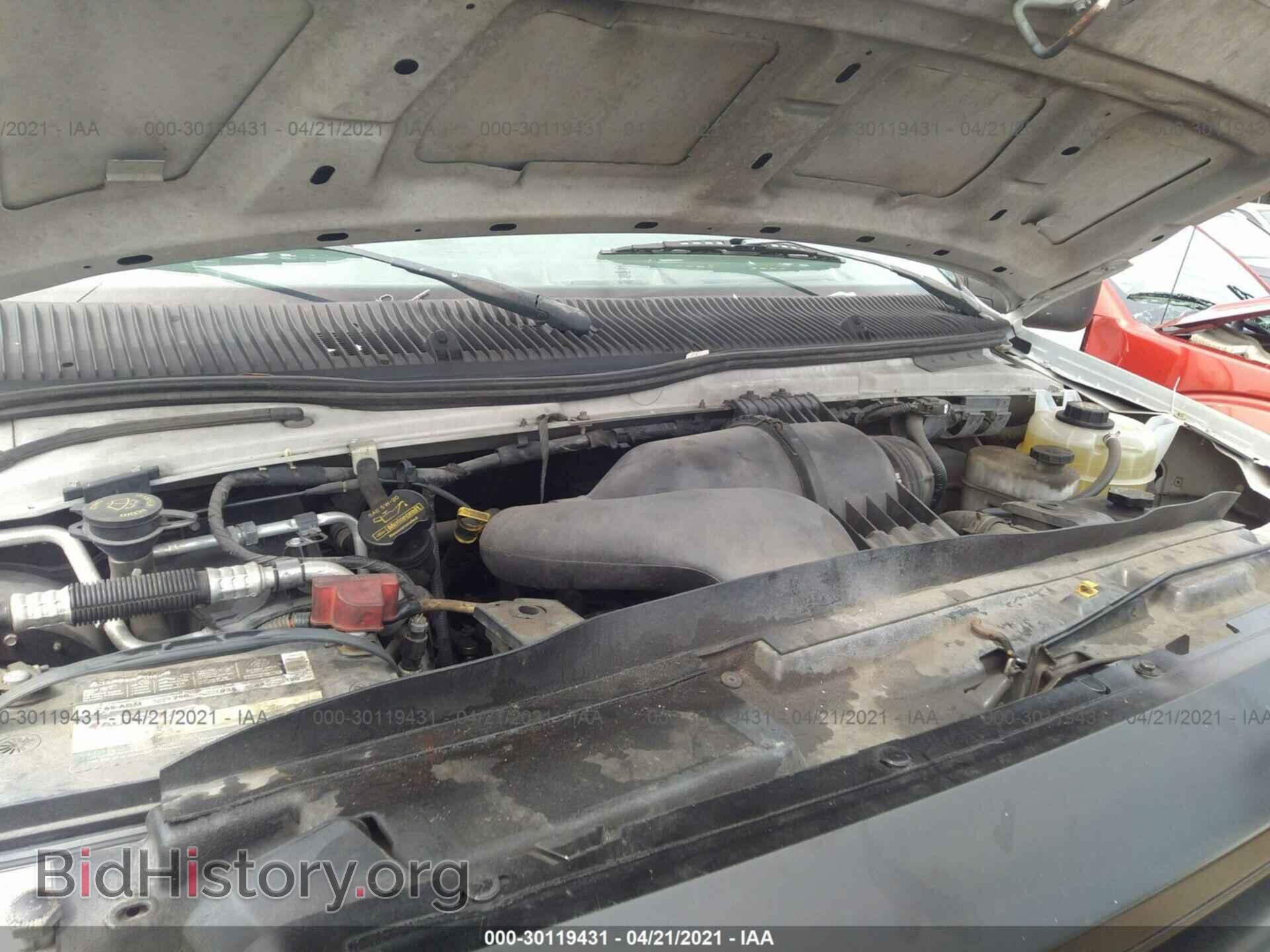 2010 FORD ECONOLINE CARGO VAN - VIN: 1FTNE1EW4ADA32115 - Фото 10
