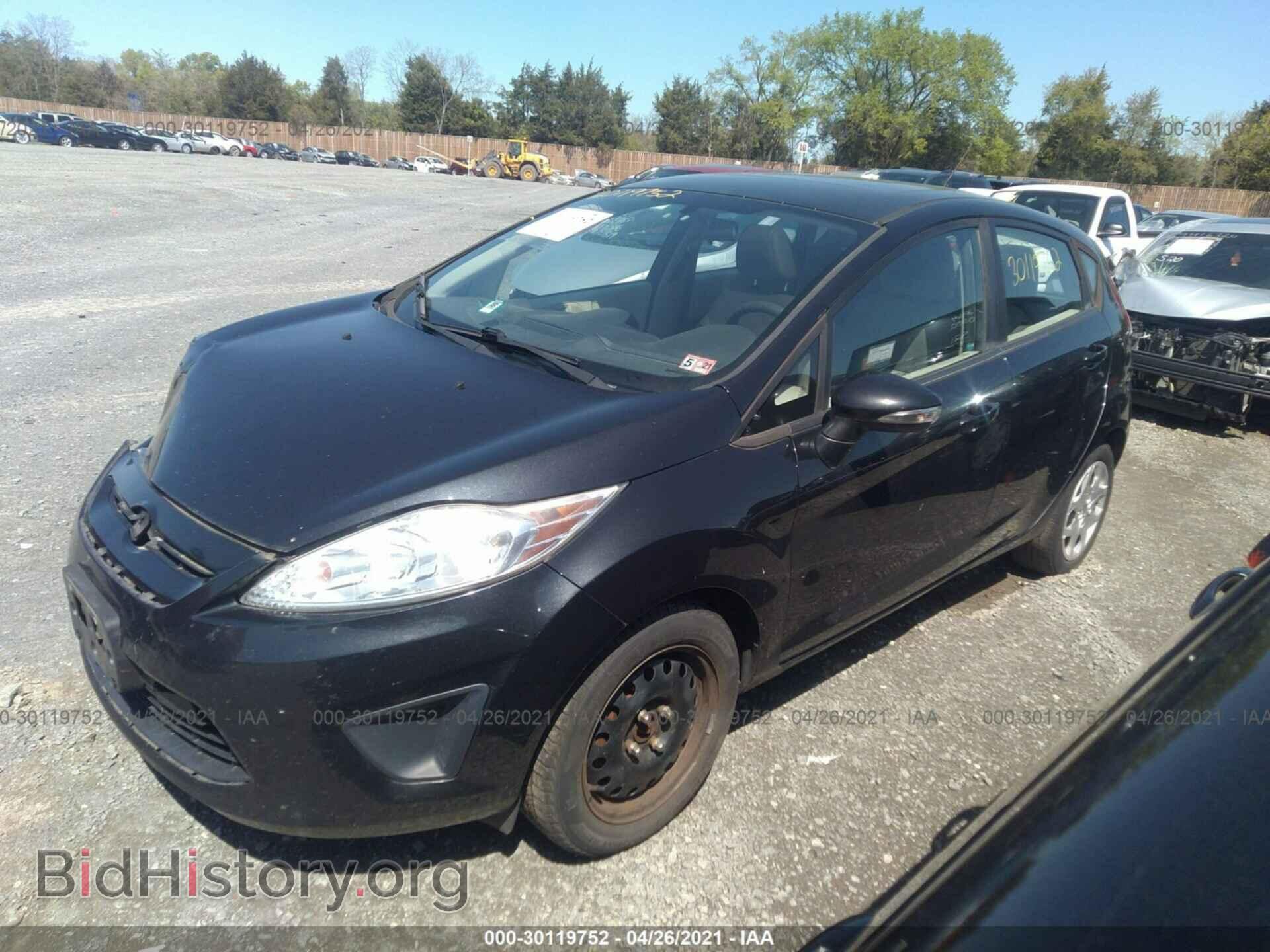 2013 FORD FIESTA - VIN: 3FADP4EJ4DM192537 - Фото 2