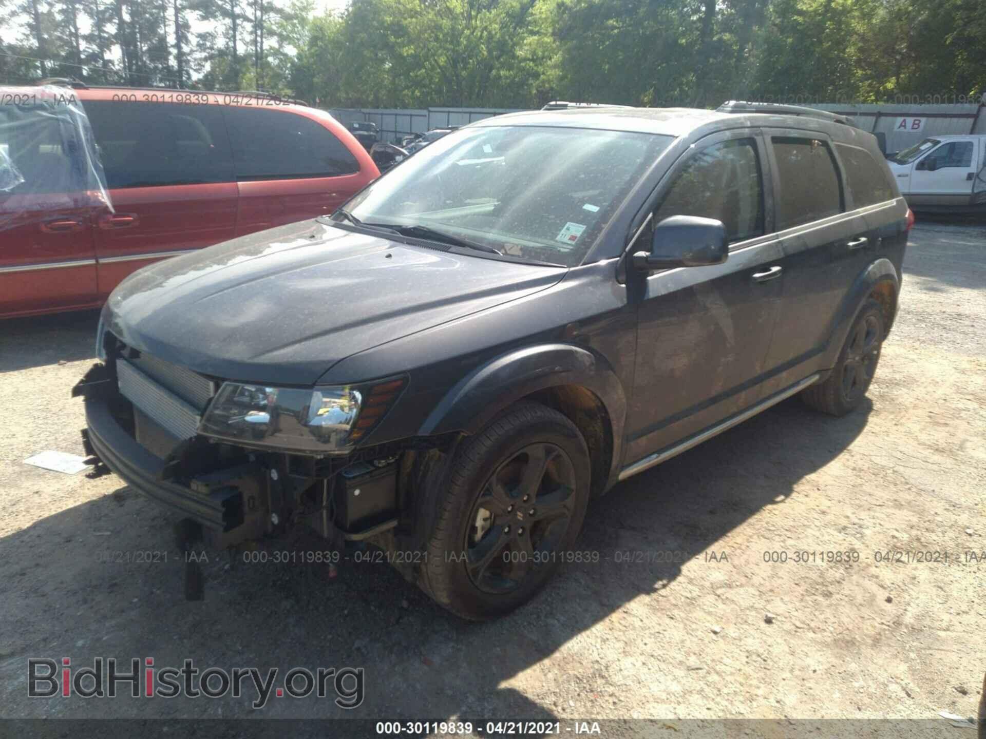 2020 DODGE JOURNEY - VIN: 3C4PDCGB3LT266700 - Фото 2
