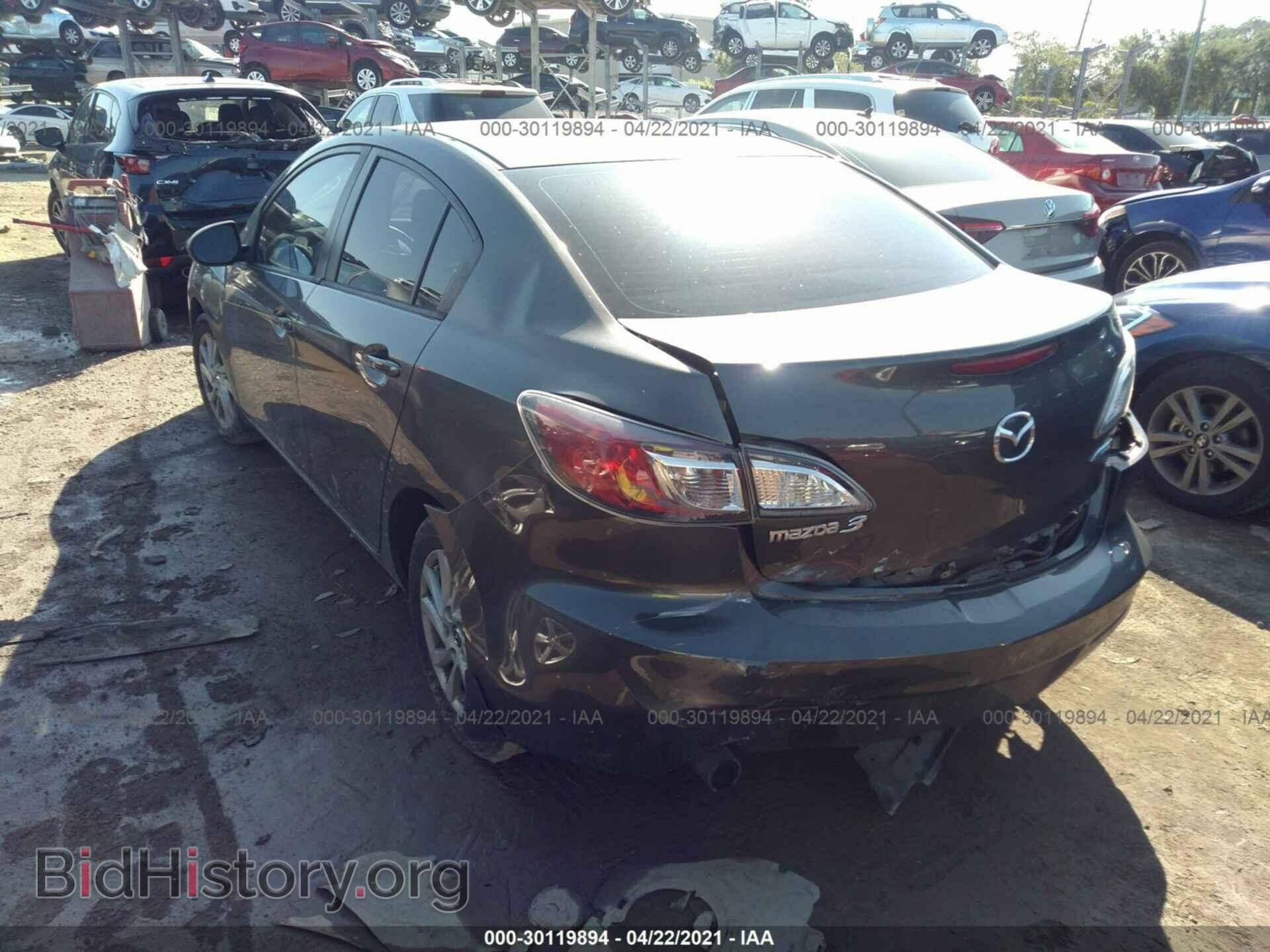 2013 MAZDA MAZDA3 - VIN: JM1BL1V76D1819770 - Фото 3