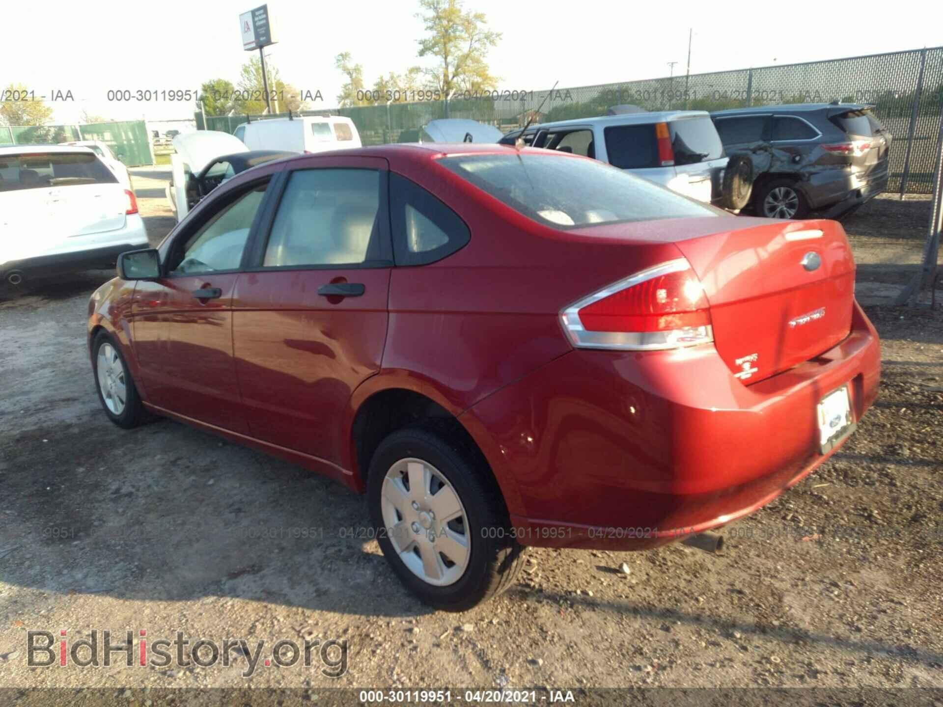 2011 FORD FOCUS - VIN: 1FAHP3EN2BW195710 - Фото 3
