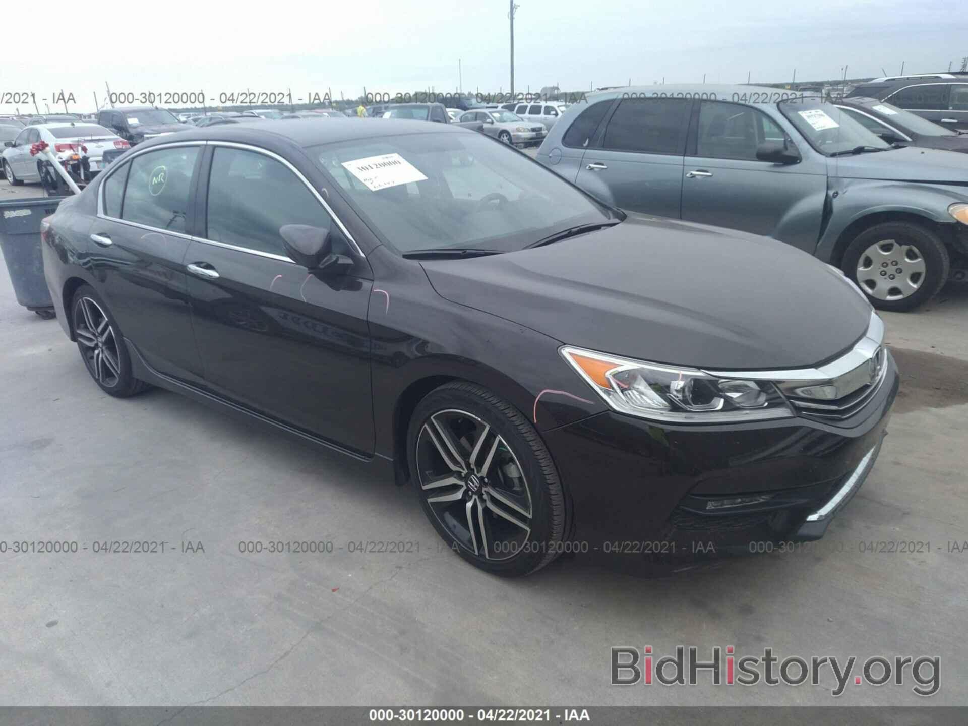 Photo 1HGCR2F50HA108773 - HONDA ACCORD SEDAN 2017