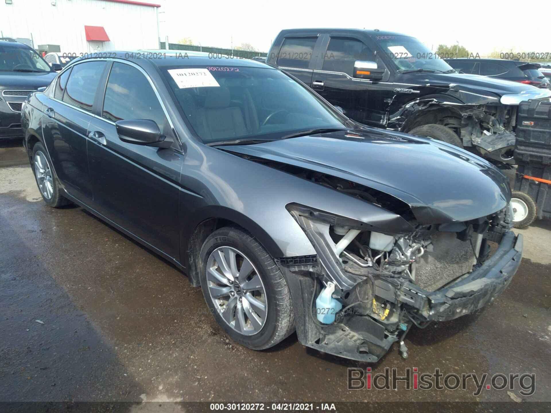 Photo 1HGCP2F89BA069656 - HONDA ACCORD SDN 2011