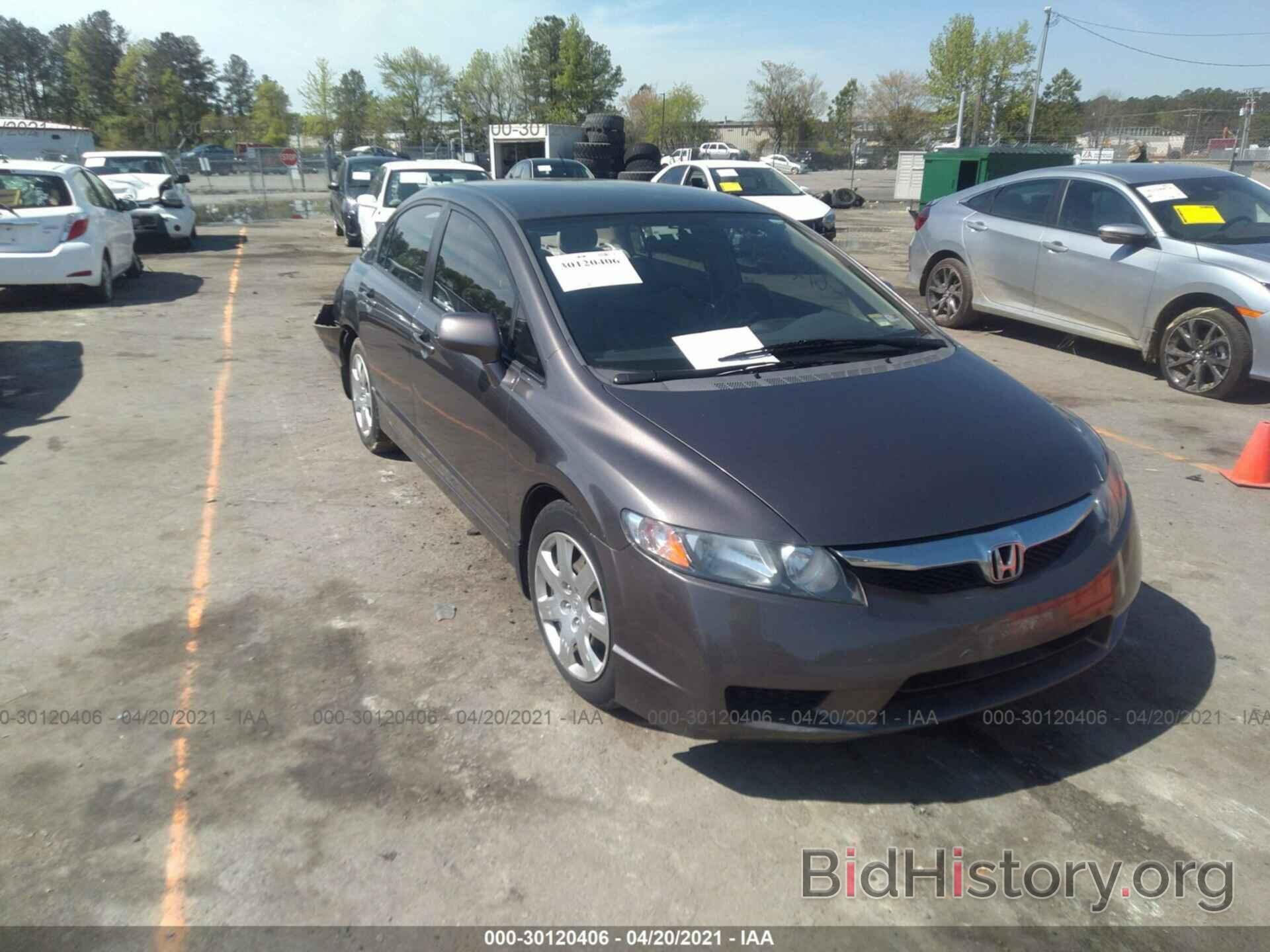 Photo 19XFA16509E021628 - HONDA CIVIC SDN 2009