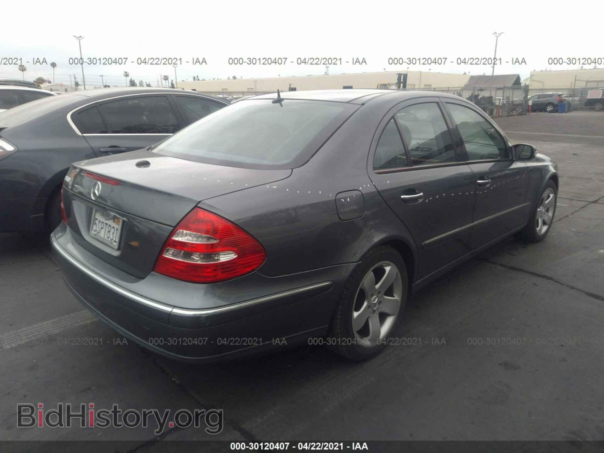 2006 MERCEDES-BENZ E-CLASS - VIN: WDBUF70J36A872076 - Фото 4