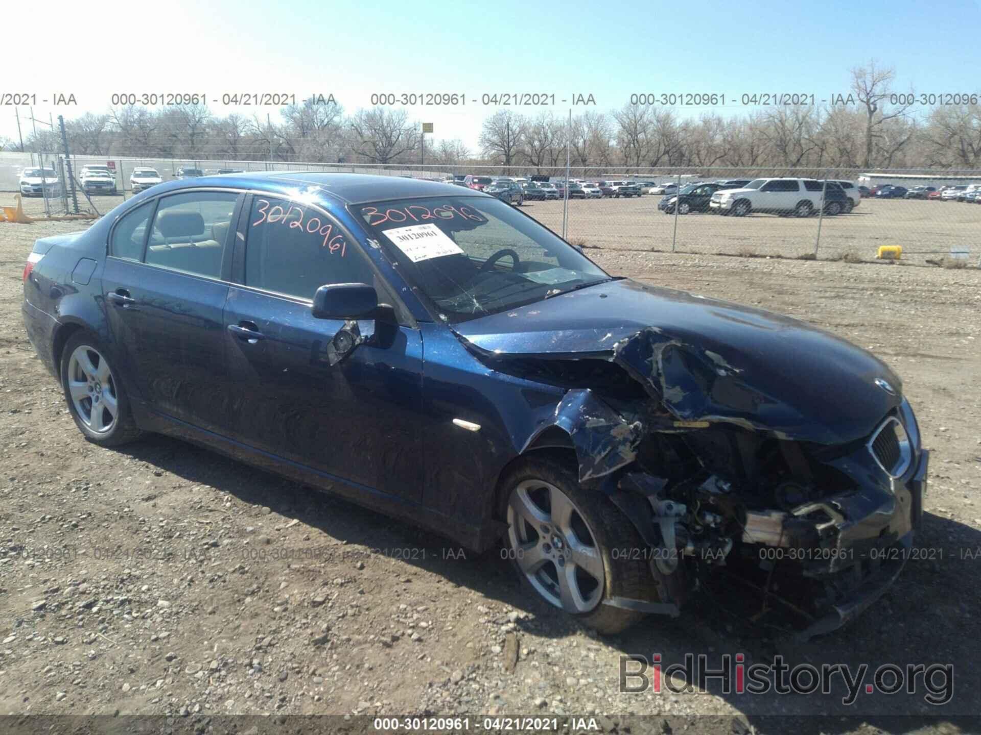 Photo WBANV93518CZ66769 - BMW 5 SERIES 2008