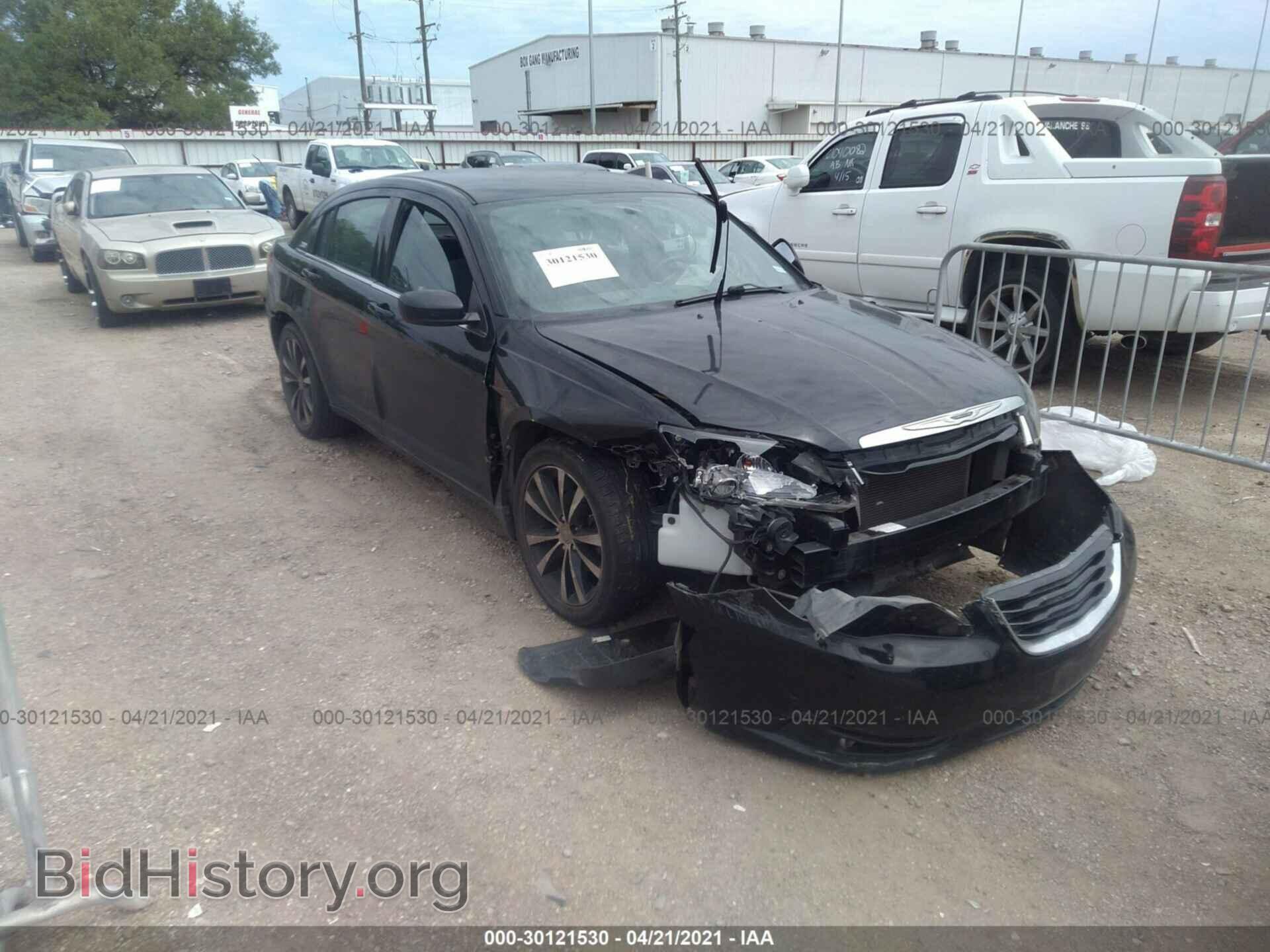 Фотография 1C3CCBBG2DN706555 - CHRYSLER 200 2013