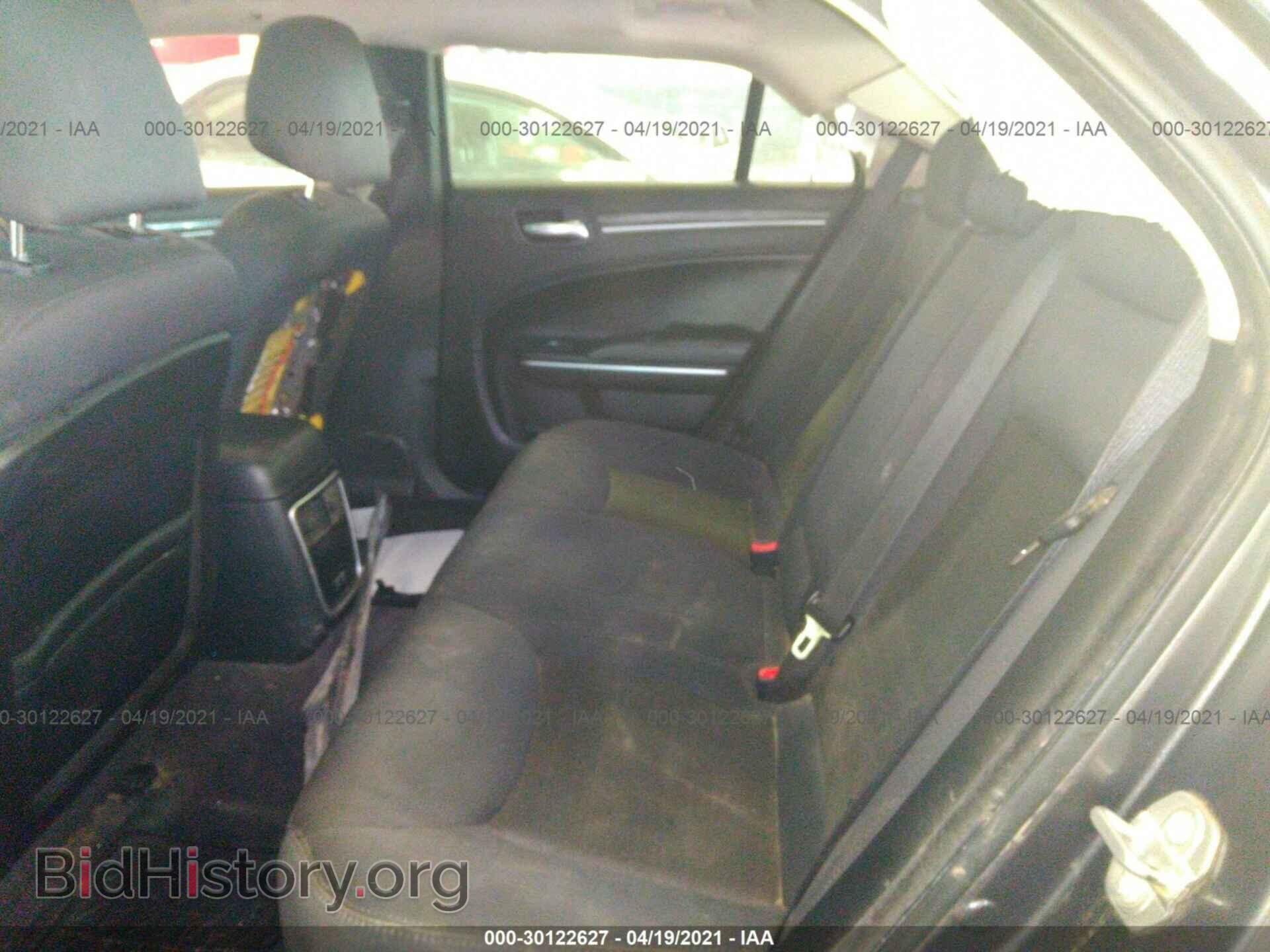 2017 CHRYSLER 300 - VIN: 2C3CCARG9HH535852 - Фото 8