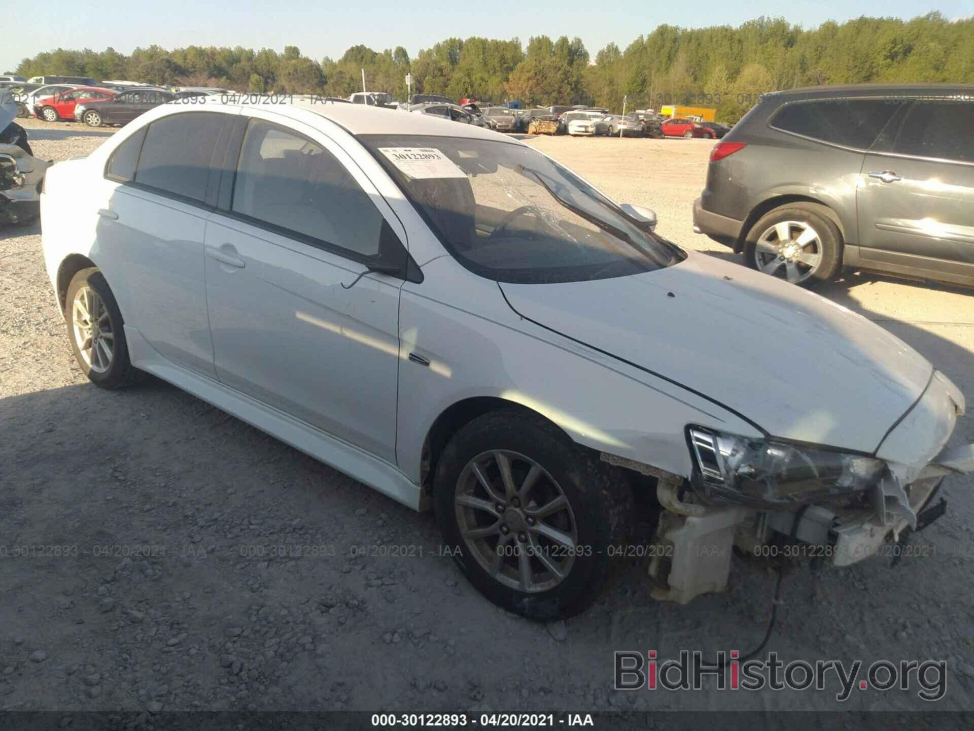 Photo JA32U2FU8FU016109 - MITSUBISHI LANCER 2015