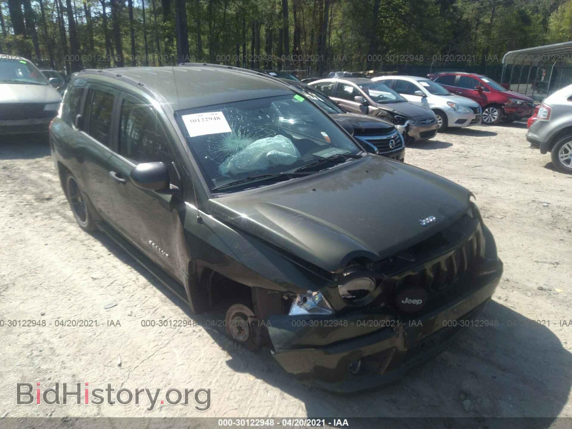 Photo 1J4FT47B69D114584 - JEEP COMPASS 2009