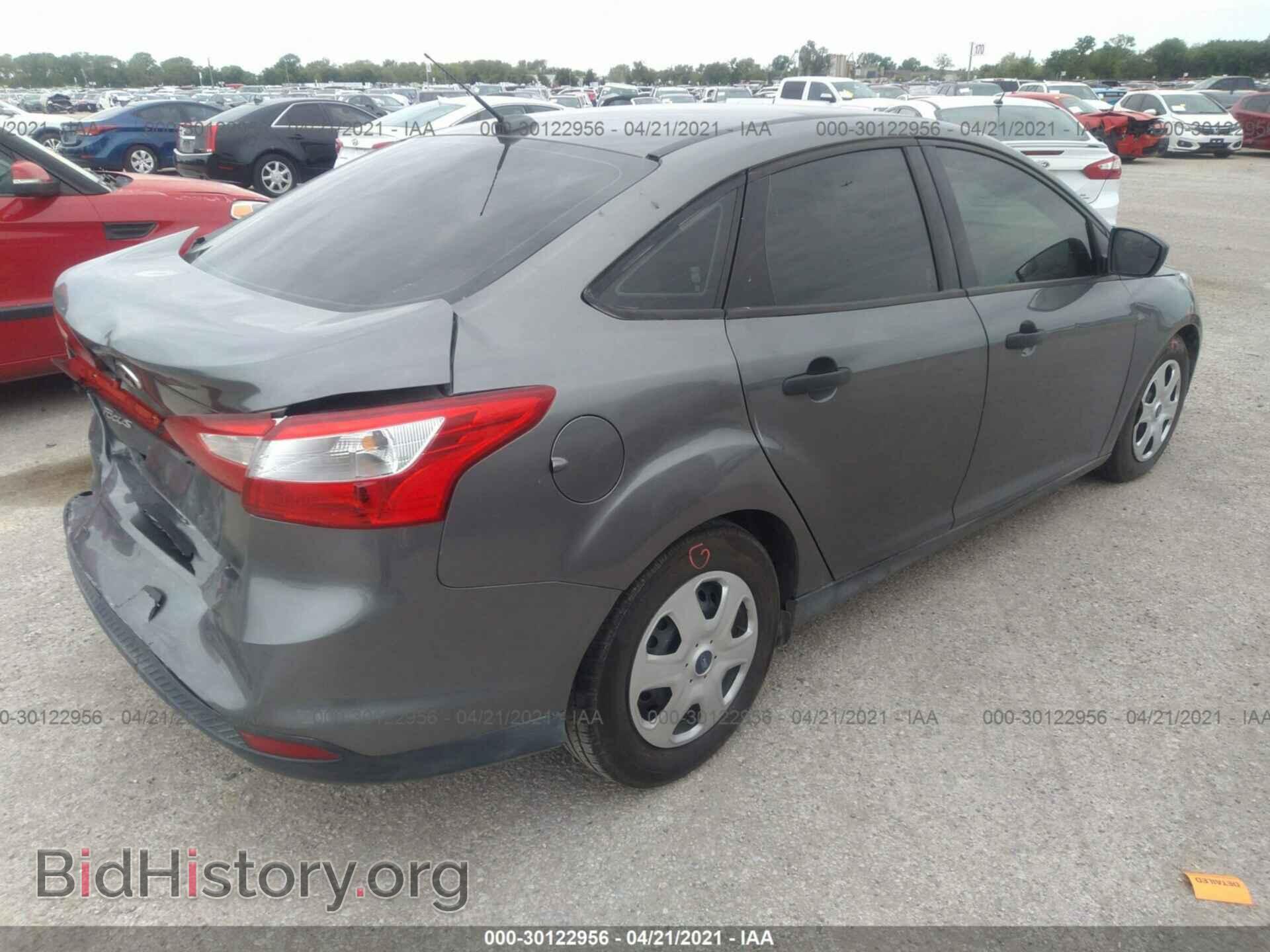 2012 FORD FOCUS - VIN: 1FAHP3E27CL385916 - Photo 4