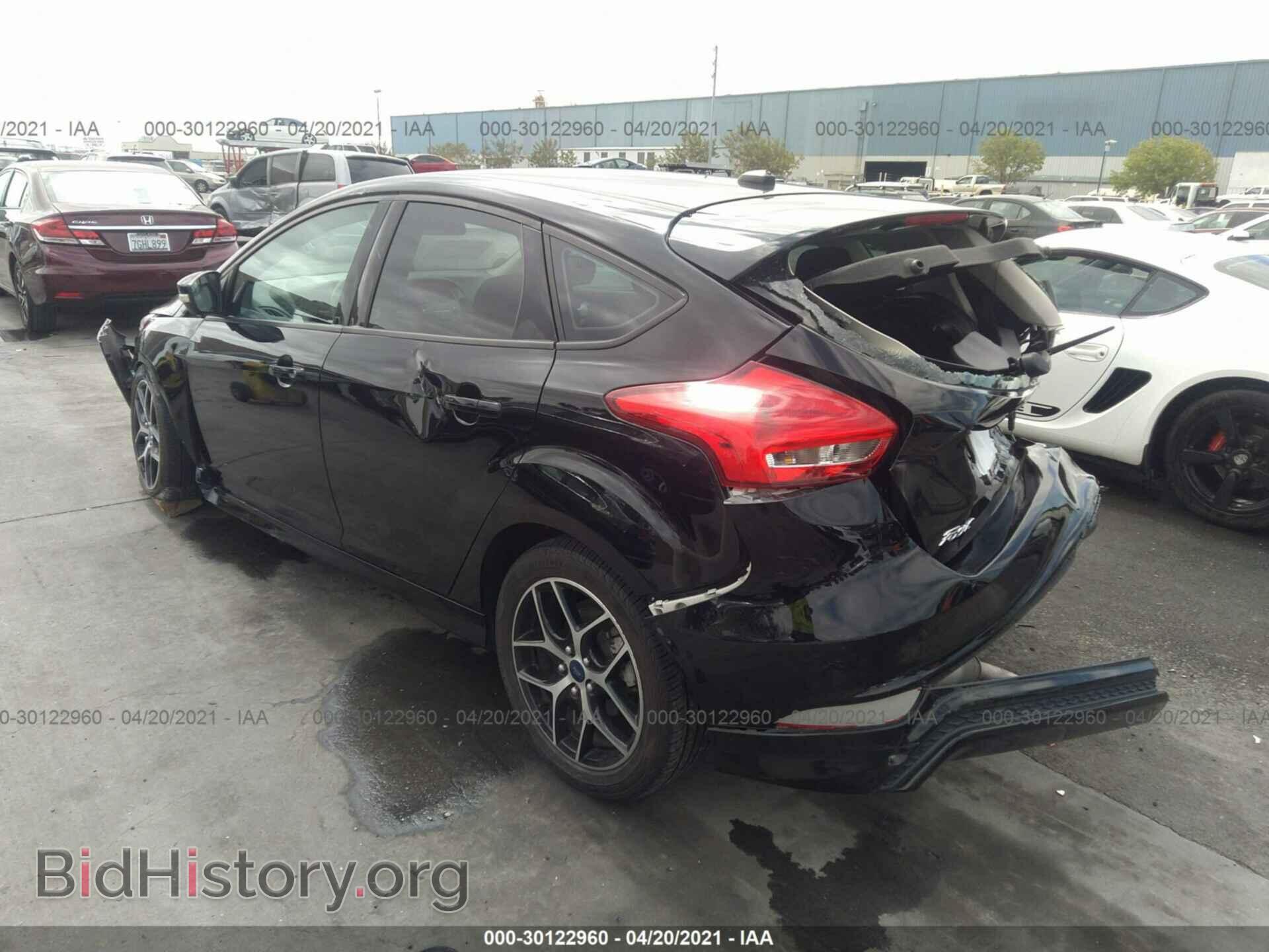 2016 FORD FOCUS - VIN: 1FADP3K2XGL203294 - Фото 3