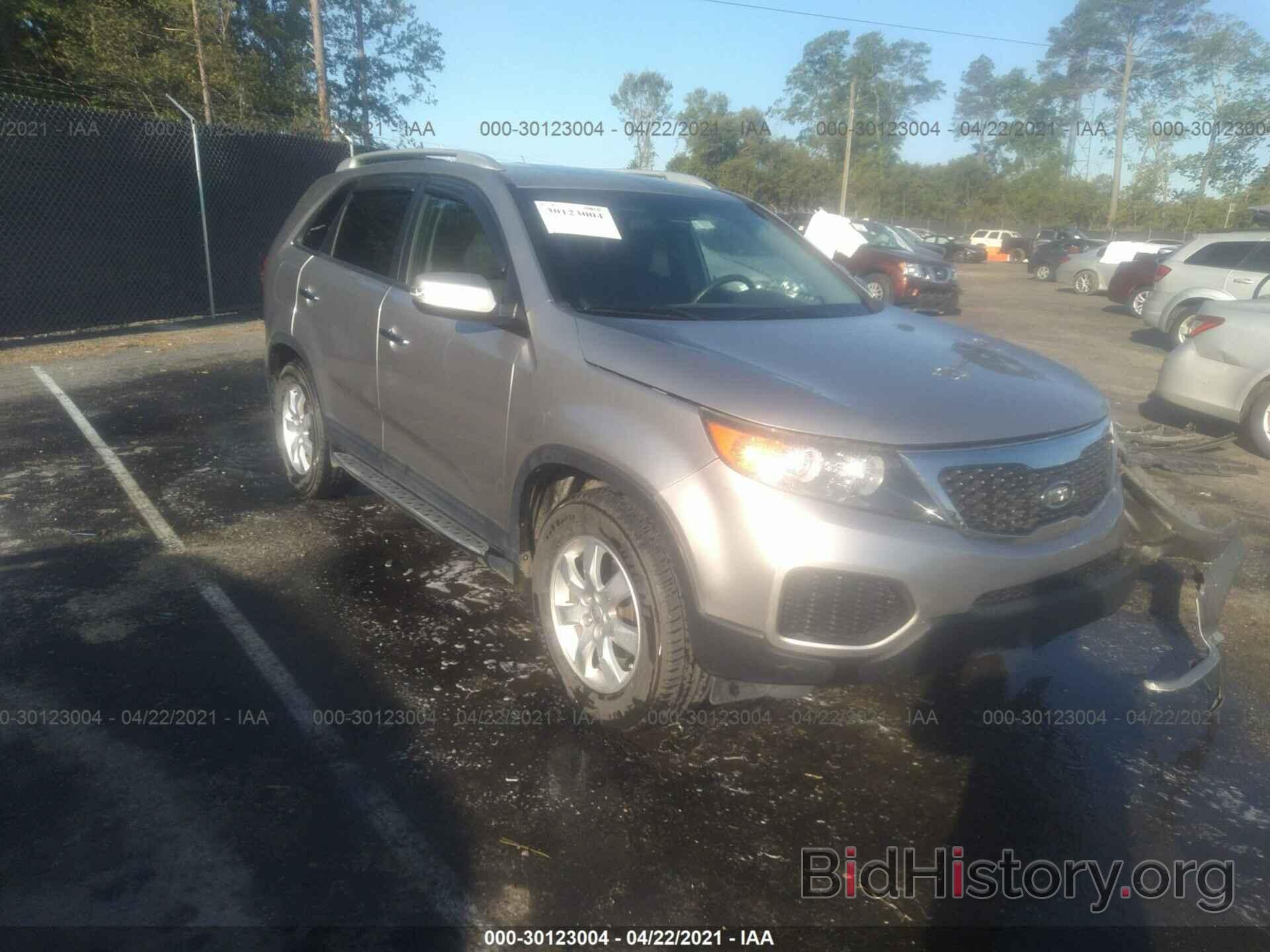 Photo 5XYKT4A2XCG287885 - KIA SORENTO 2012